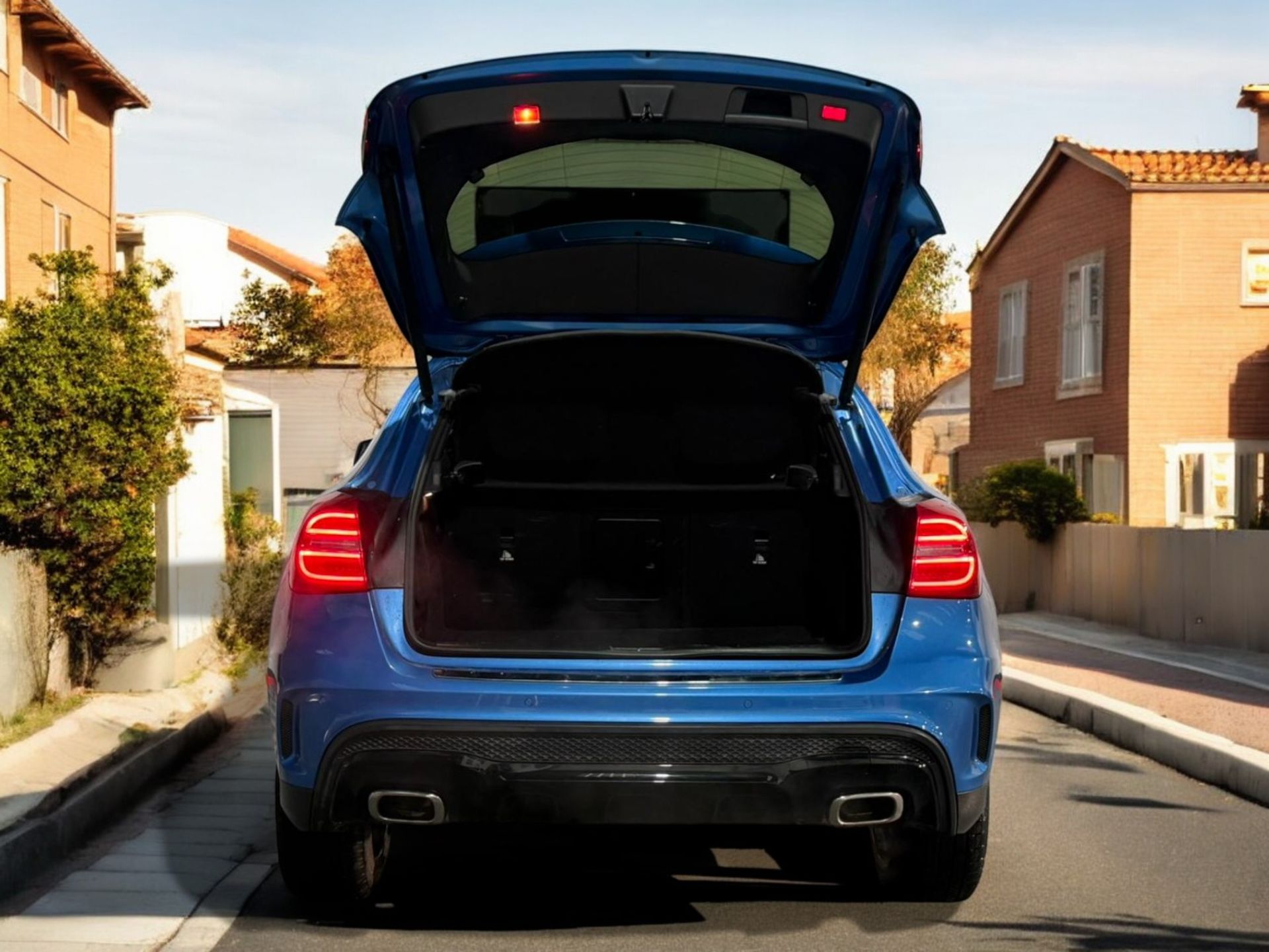 **(ONLY 62K MILEAGE)** 2015 MERCEDES-BENZ GLA 220D AMG LINE (PREMIUM PLUS) >>--NO VAT ON HAMMER--<< - Image 12 of 46