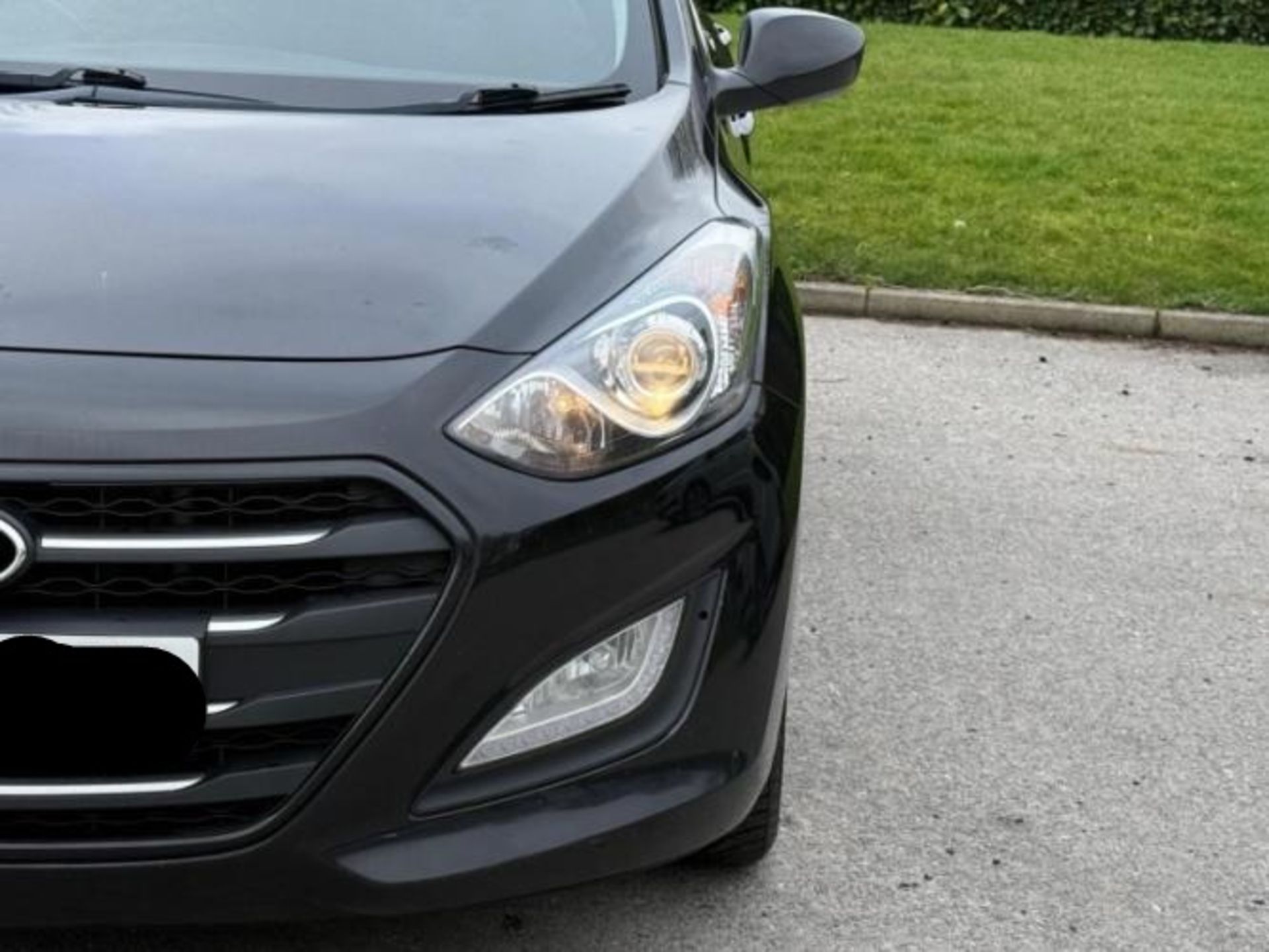 2015 HYUNDAI I30 SE BLUE DRIVE CRDI 1.6 DIESEL MANUAL HATCHBACK BLACK >>--NO VAT ON HAMMER--<< - Image 22 of 40