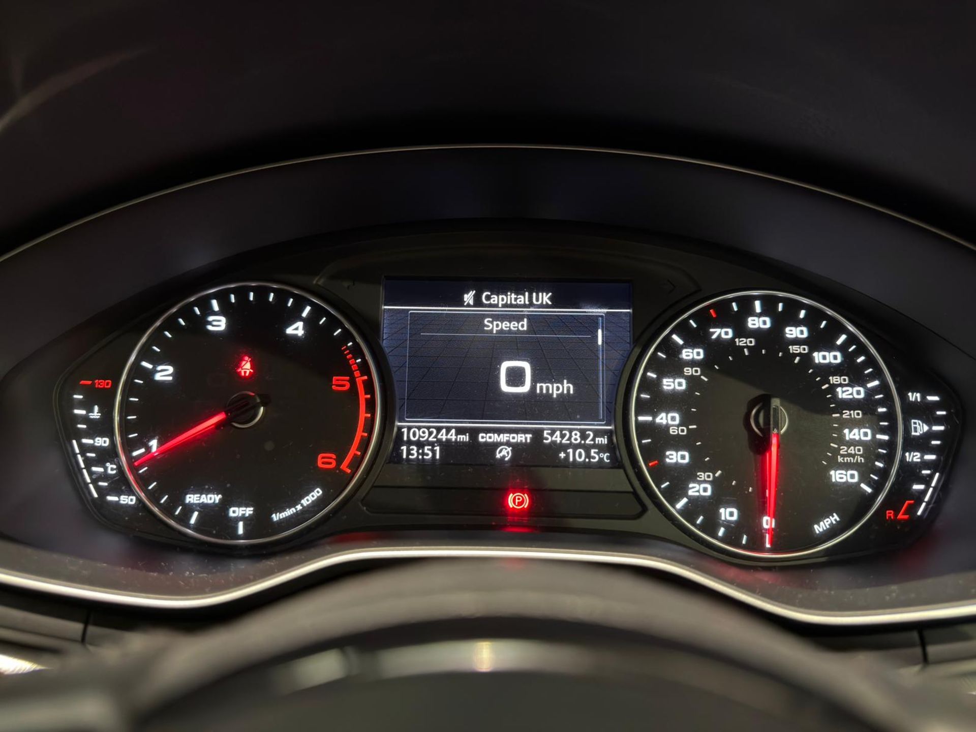 **(ONLY 109K MILEAGE)** 2017 AUDI A4 SE ULTRA TDI 1968CC DIESEL MANUAL >>--NO VAT ON HAMMER--<< - Image 22 of 29