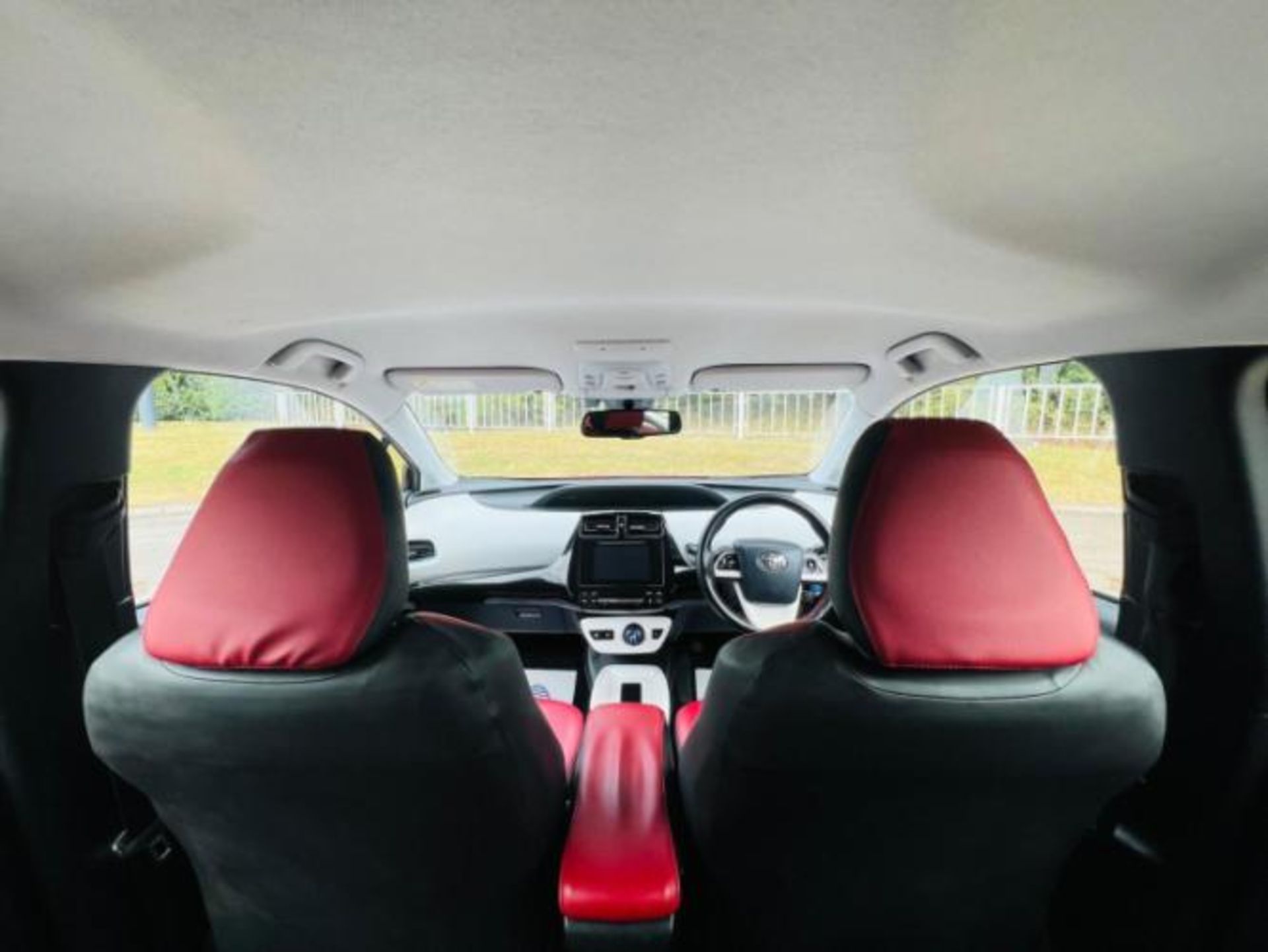 2016 TOYOTA PRIUS 1.8 VVT-H BUSINESS EDITION PLUS CVT (S/S) HATCHBACK>>--NO VAT ON HAMMER--<< - Image 19 of 46