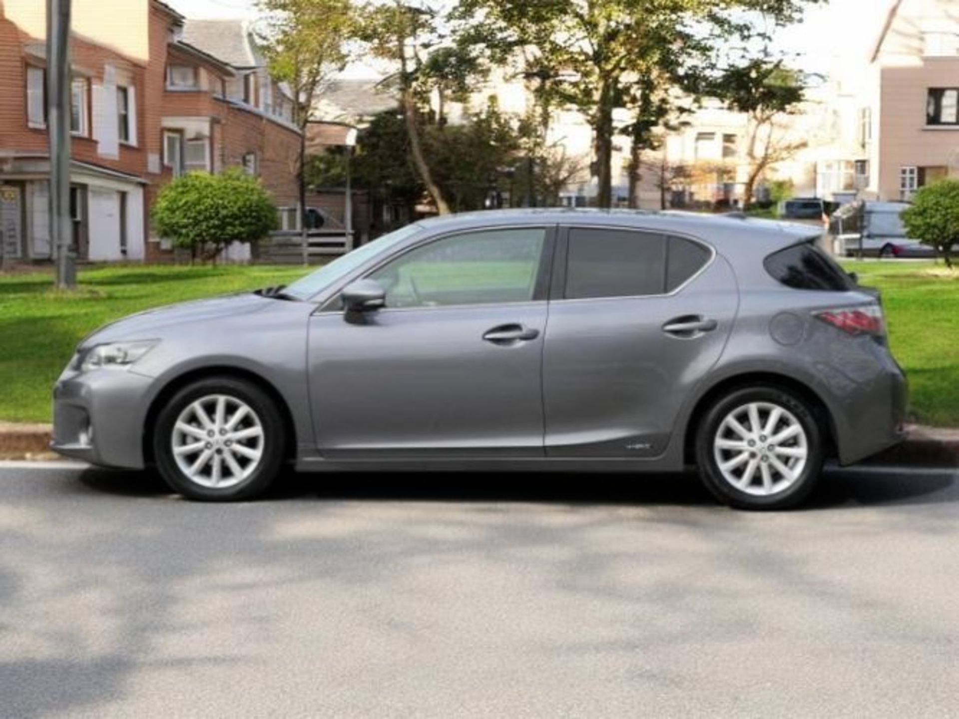 **(ONLY 124K MILEAGE)** 2013 LEXUS CT 200H ADVANCE CVT 1.8 HYBRID HATCHBACK >--NO VAT ON HAMMER--<< - Image 3 of 31
