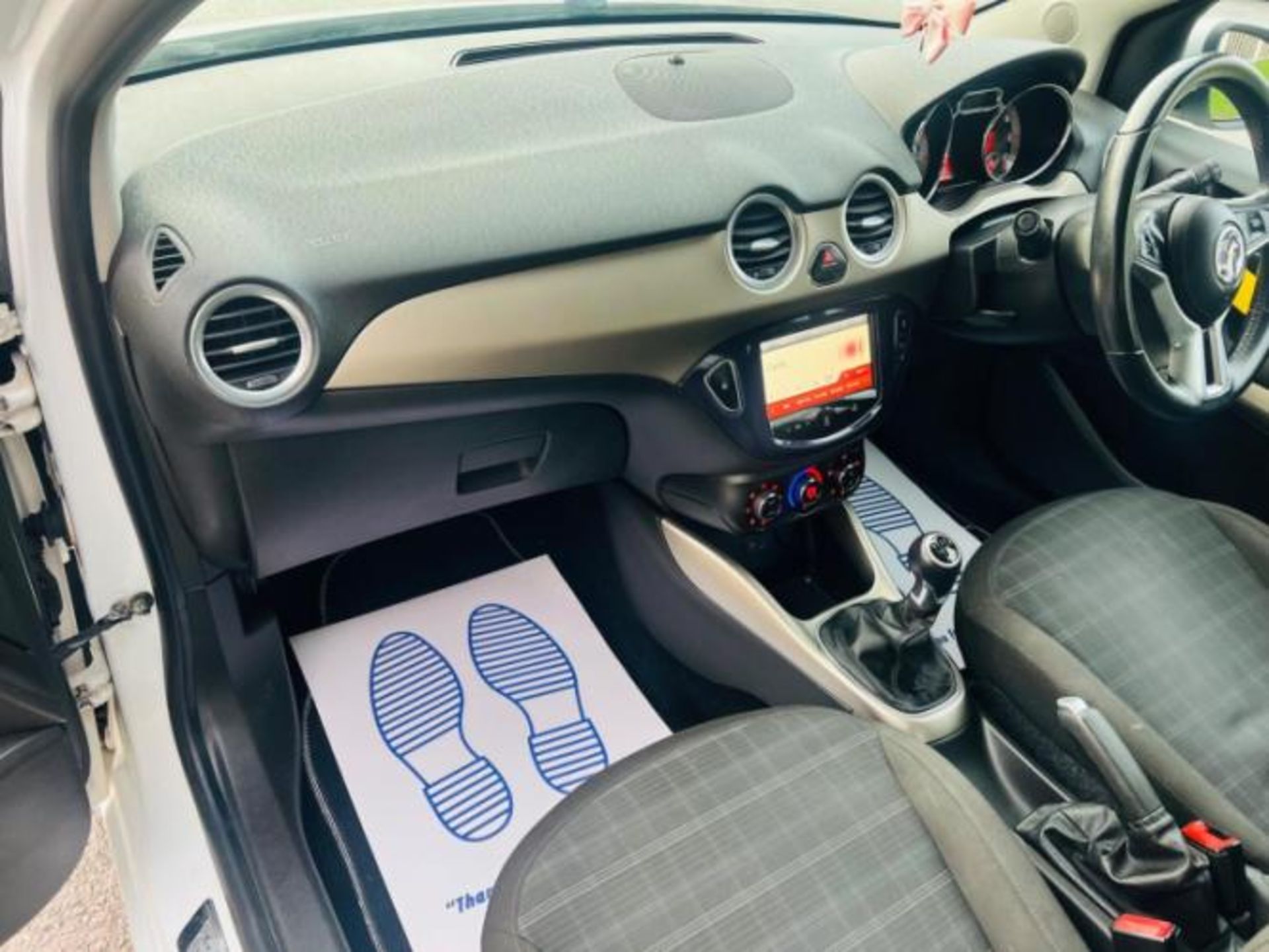 VAUXHALL ADAM 1.2 16V GLAM 3DR – 2013 – PETROL MANUAL >>--NO VAT ON HAMMER--<< - Image 22 of 30