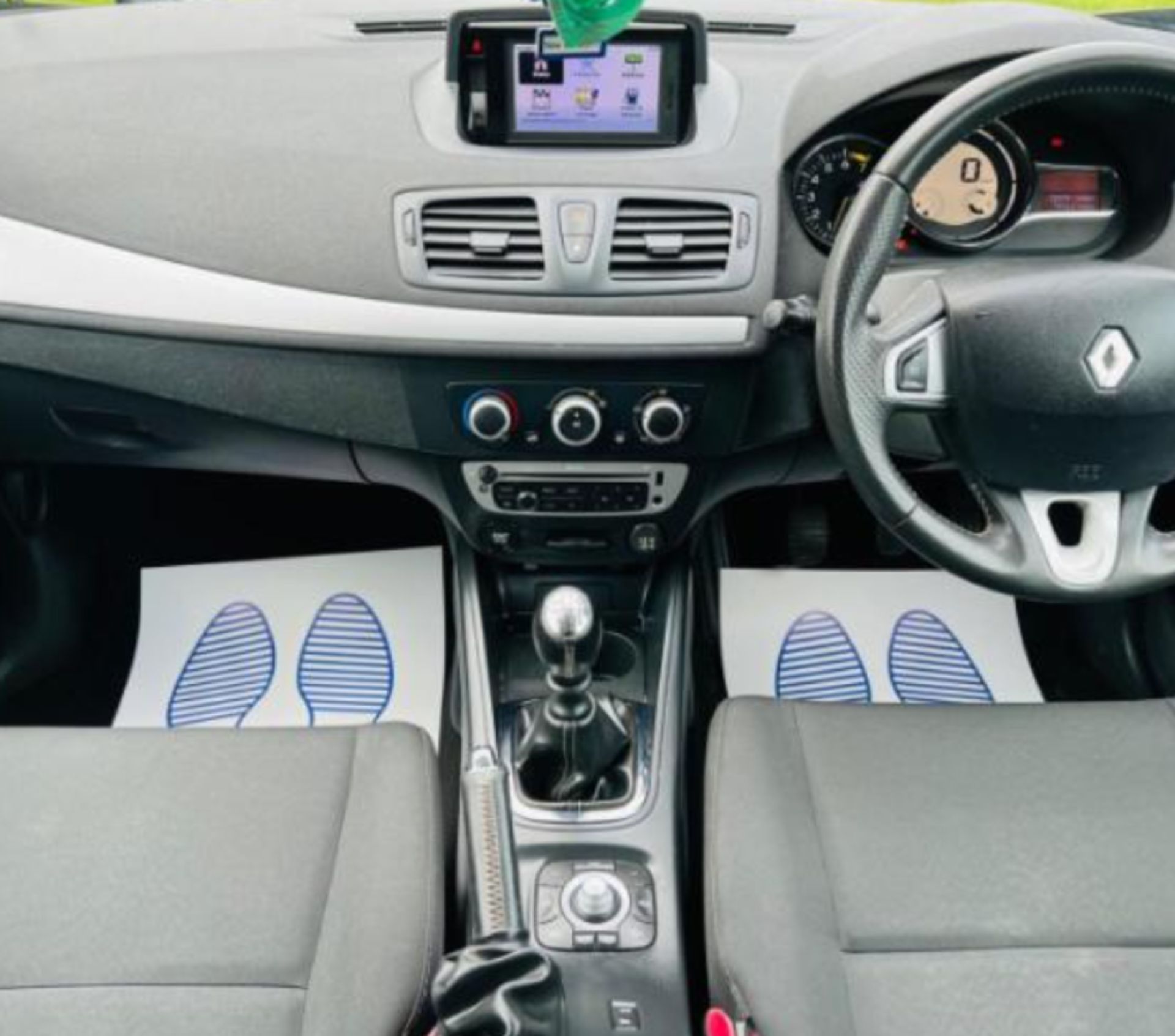 **(ONLY 72K MILEAGE)** 2012 RENAULT MEGANE DYNAMIQUE TOMTOM VVT 1.6 PETROL >>--NO VAT ON HAMMER--<< - Image 21 of 27