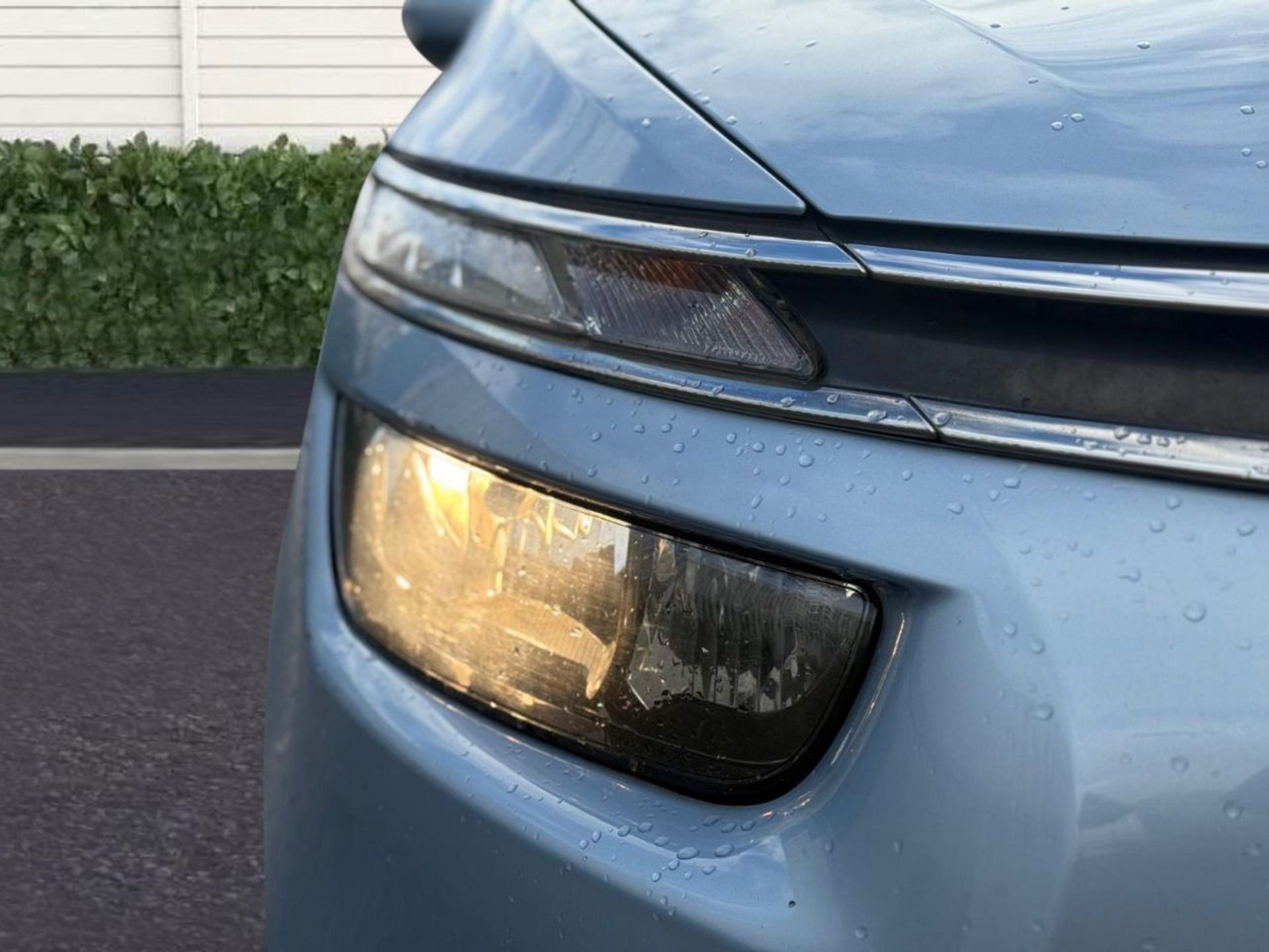 2015 CITROEN GRAND C4 PICASSO 1.6 E-HDI VTR >>--NO VAT ON HAMMER--<< - Image 27 of 32