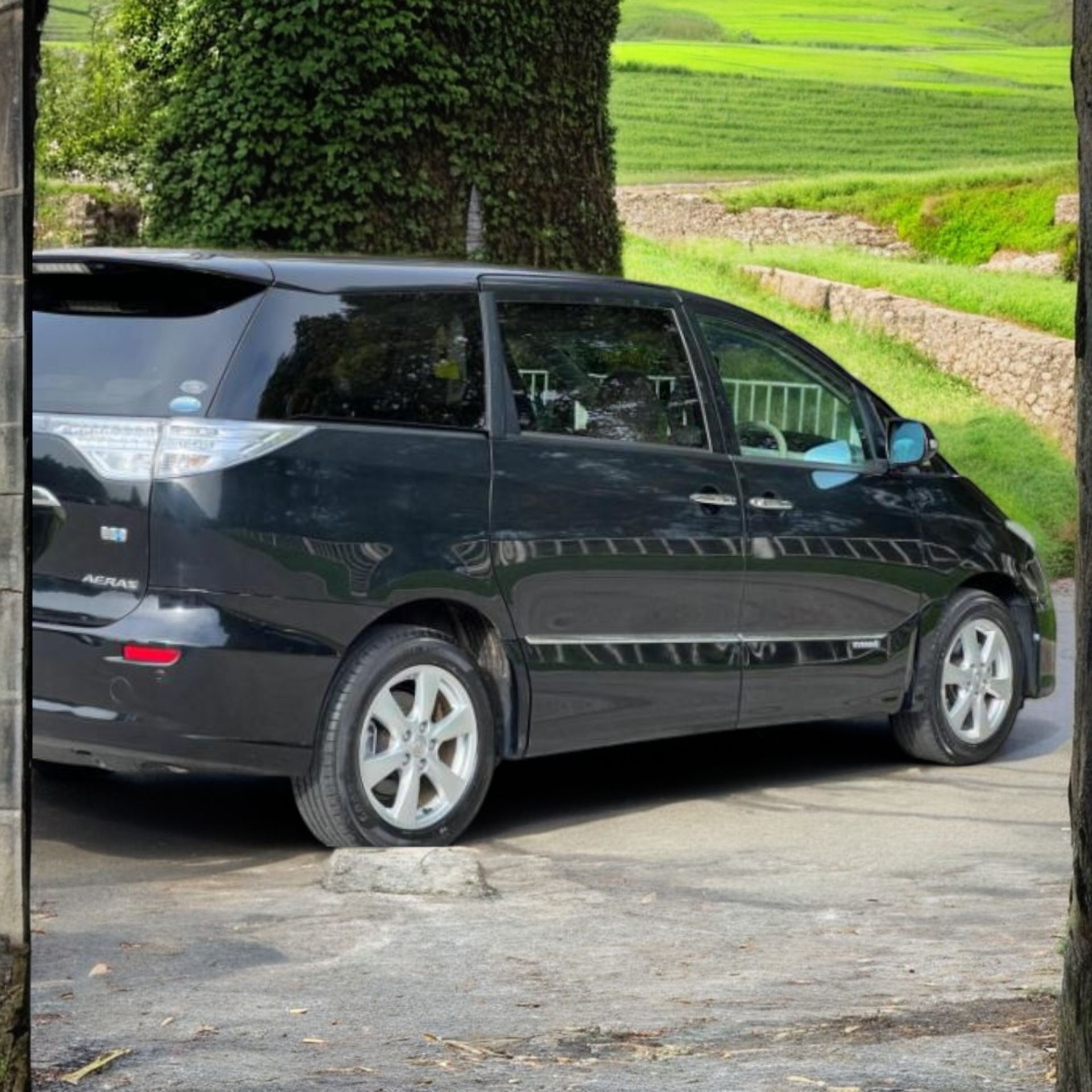 2009 TOYOTA ESTIMA 2.4 PETROL HYBRID AUTOMATIC 4WD 8-SEATER MPV >>--NO VAT ON HAMMER--<< - Image 7 of 44