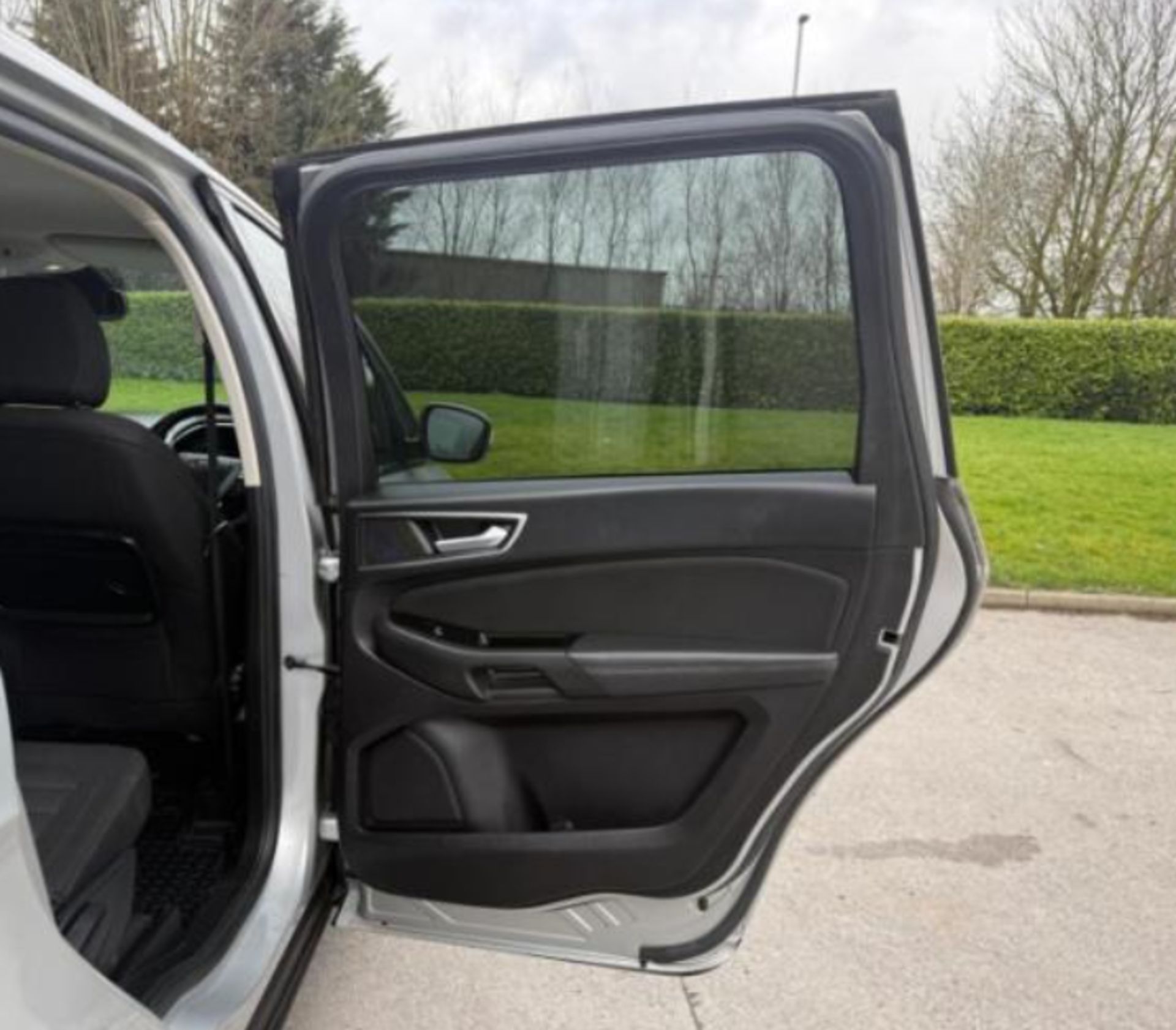 2019 FORD GALAXY TITANIUM ECOBLUE 2.0 DIESEL MANUAL MPV >>--NO VAT ON HAMMER--<< - Image 18 of 28