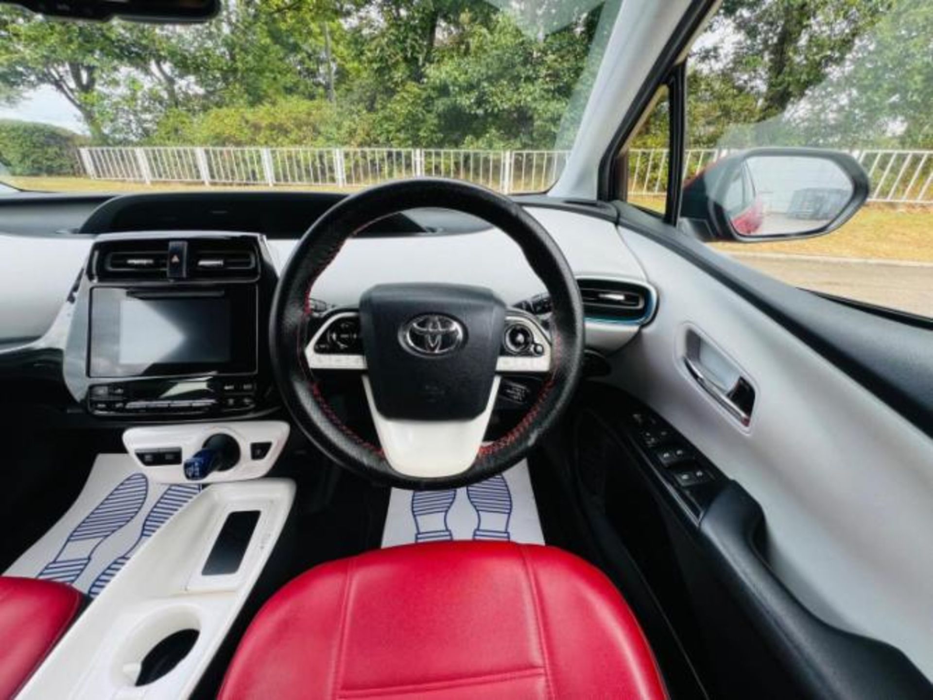 2016 TOYOTA PRIUS 1.8 VVT-H BUSINESS EDITION PLUS CVT (S/S) HATCHBACK>>--NO VAT ON HAMMER--<< - Image 23 of 46