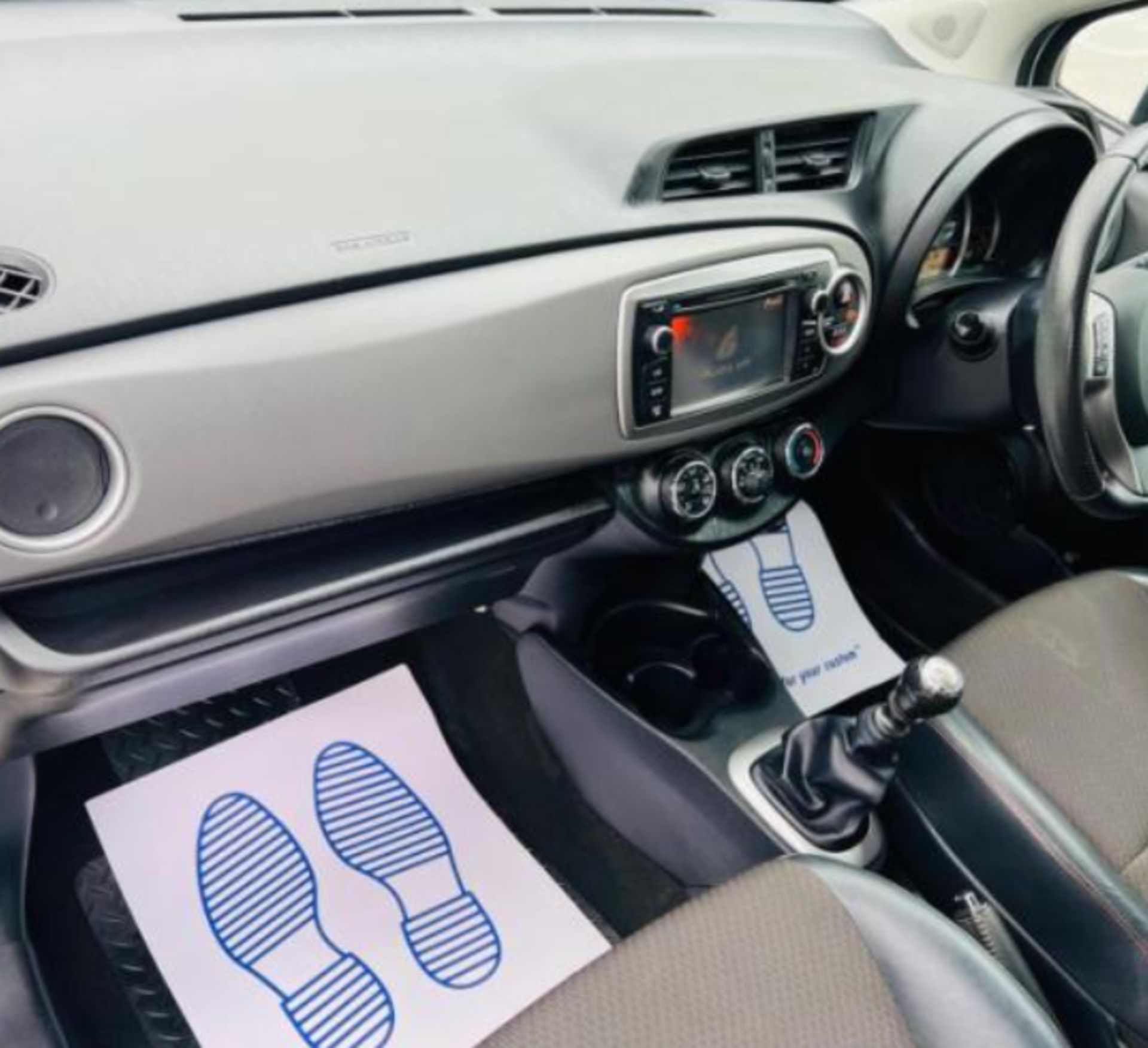 **(ONLY 63K MILEAGE)** 2012 TOYOTA YARIS 1.33 DUAL VVT-I TREND MANUAL >>--NO VAT ON HAMMER--<< - Image 22 of 30