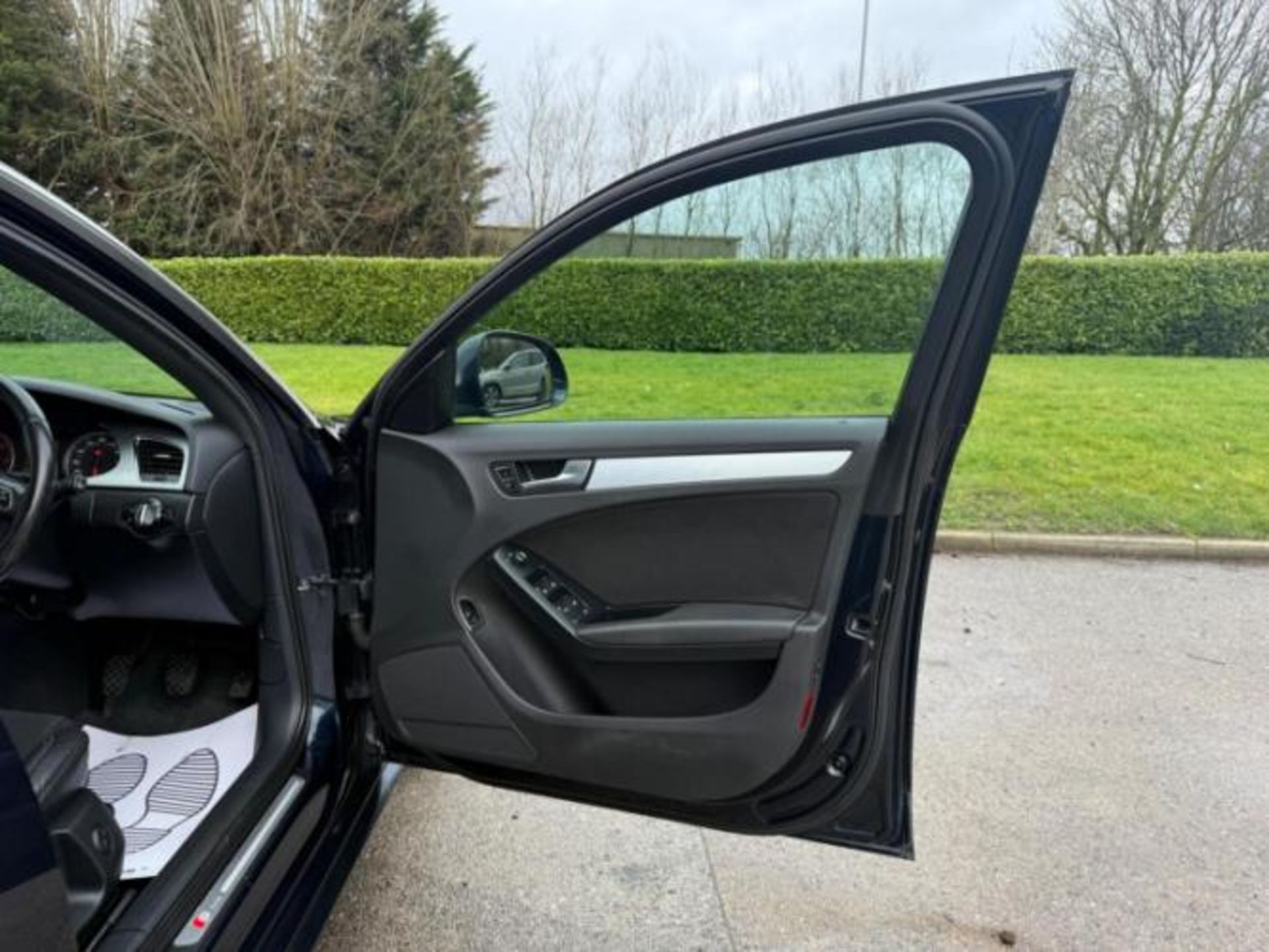2008 AUDI A4 S LINE TDI 1968CC MANUAL SALOON IN BLUE - HEAVY OIL >>--NO VAT ON HAMMER--<< - Image 21 of 23