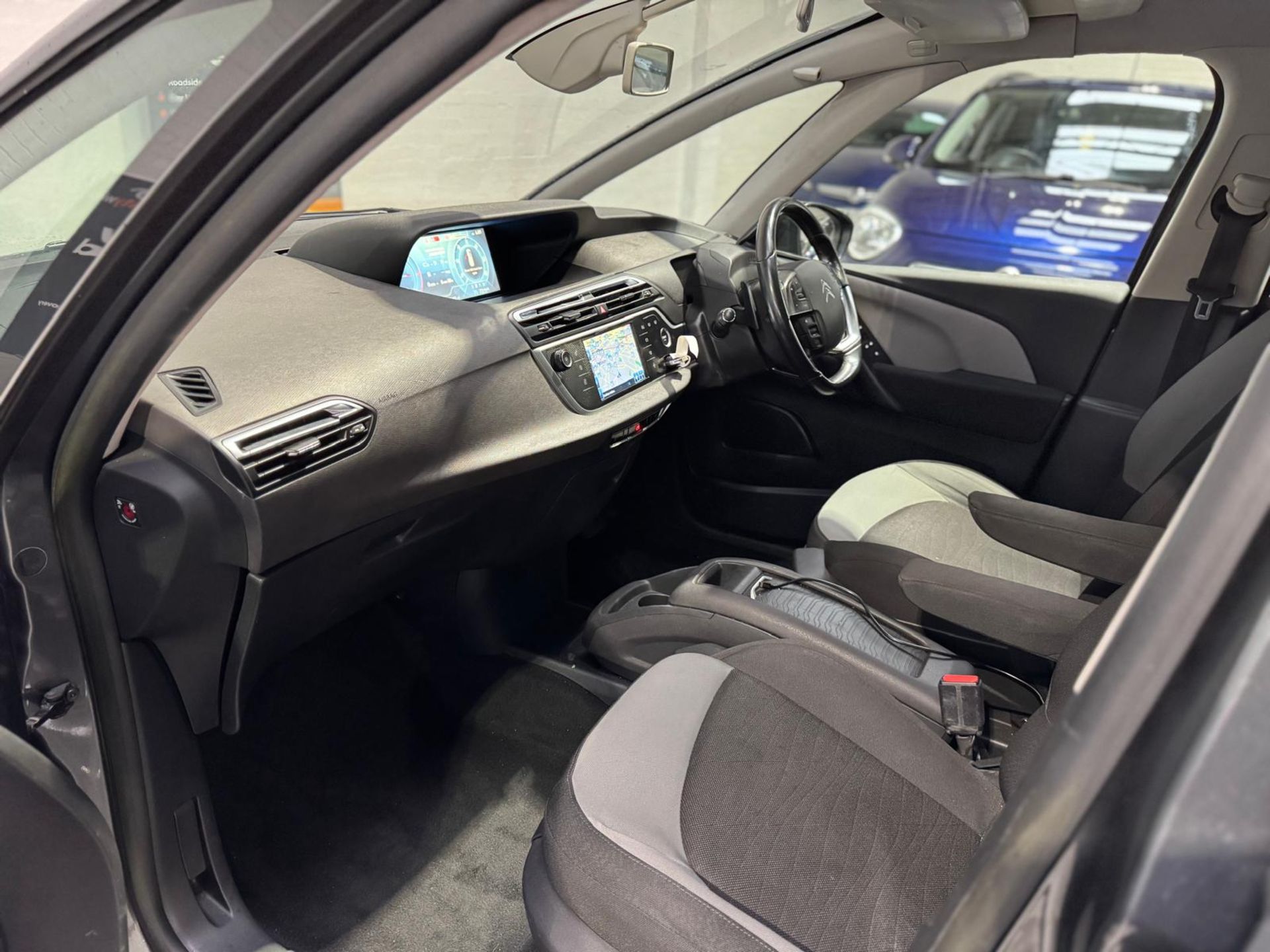2014 CITROËN C4 GRAND PICASSO EXC AIR EHDI S-A – 1.6L DIESEL MPV, SEMI-AUTO >>--NO VAT ON HAMMER--<< - Image 14 of 21