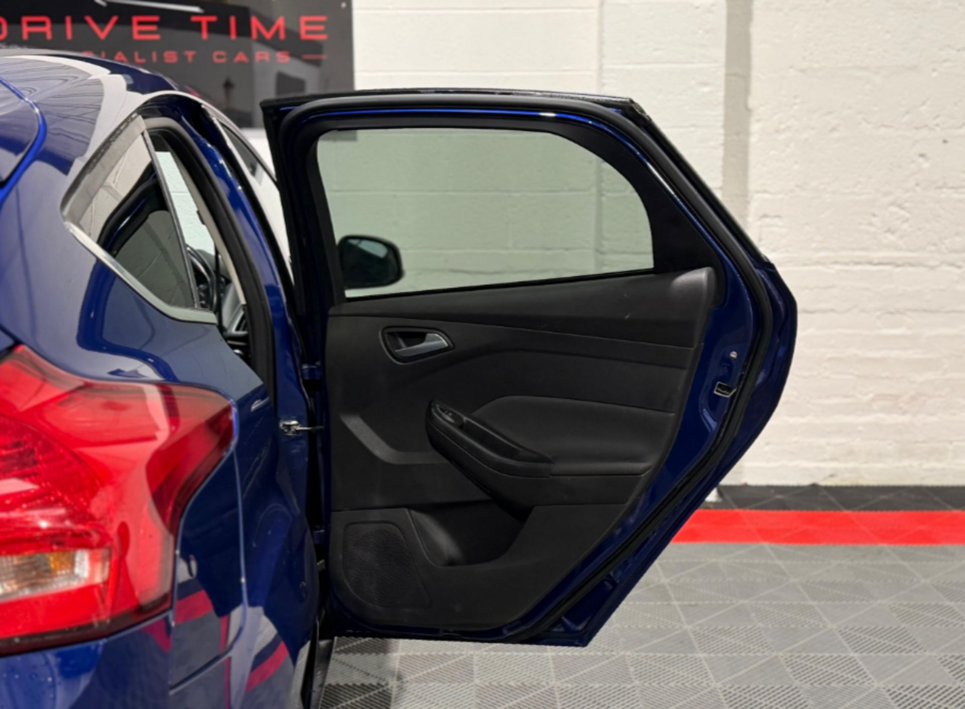 **(ONLY 90K MILEAGE)** 2015 FORD FOCUS 1.5 TDCI TITANIUM EURO 6 HATCHBACK >>--NO VAT ON HAMMER--<< - Image 21 of 31