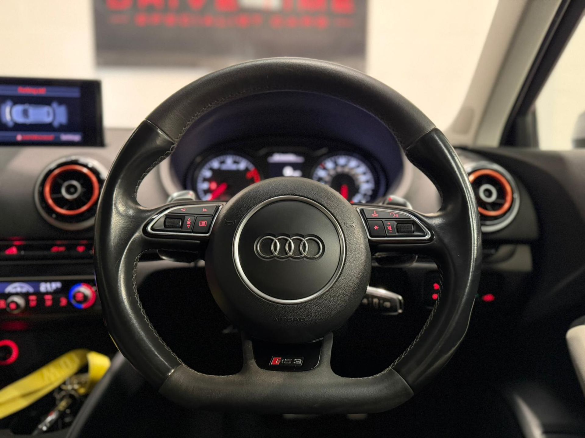 **(ONLY 45K MILEAGE)** 2015 AUDI RS3 2.5 TFSI SPORTBACK S TRONIC QUATTRO >>--NO VAT ON HAMMER--<< - Image 13 of 28