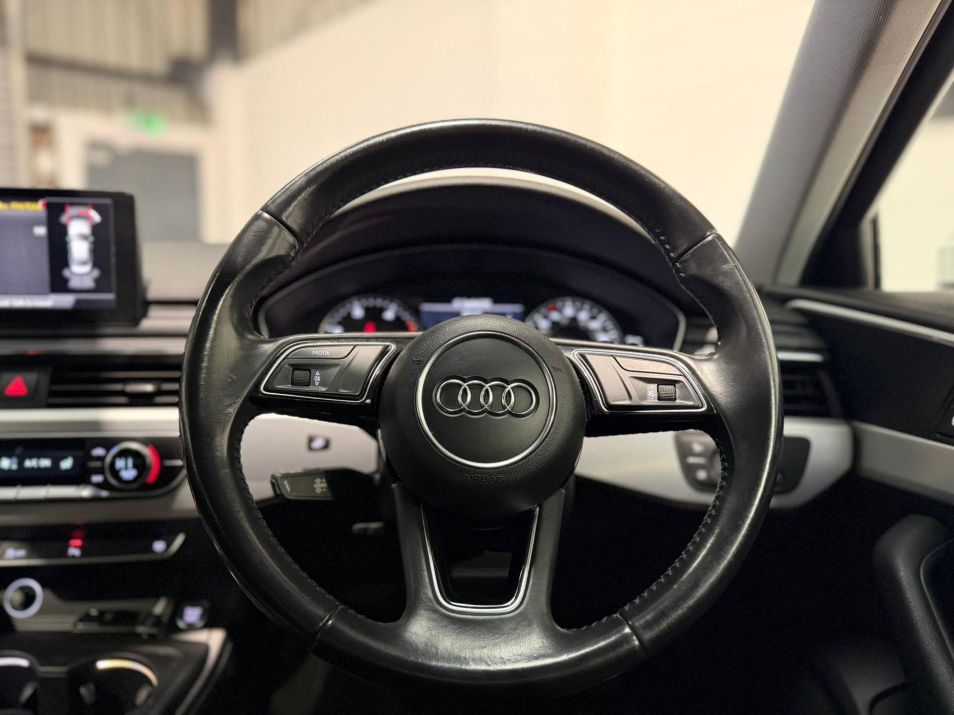 **(ONLY 109K MILEAGE)** 2017 AUDI A4 SE ULTRA TDI 1968CC DIESEL MANUAL >>--NO VAT ON HAMMER--<< - Image 28 of 29