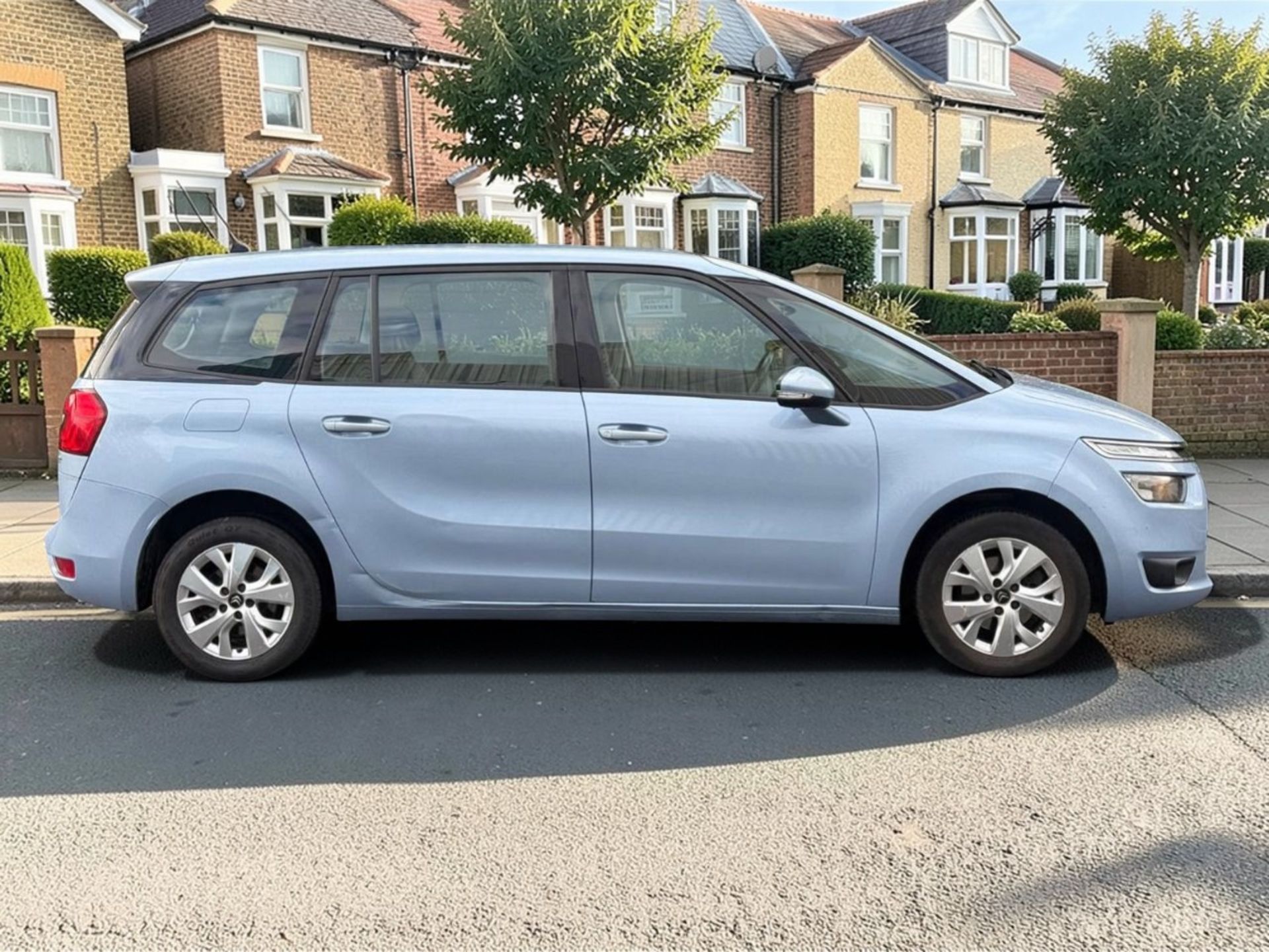 2015 CITROEN GRAND C4 PICASSO 1.6 E-HDI VTR >>--NO VAT ON HAMMER--<< - Image 8 of 32