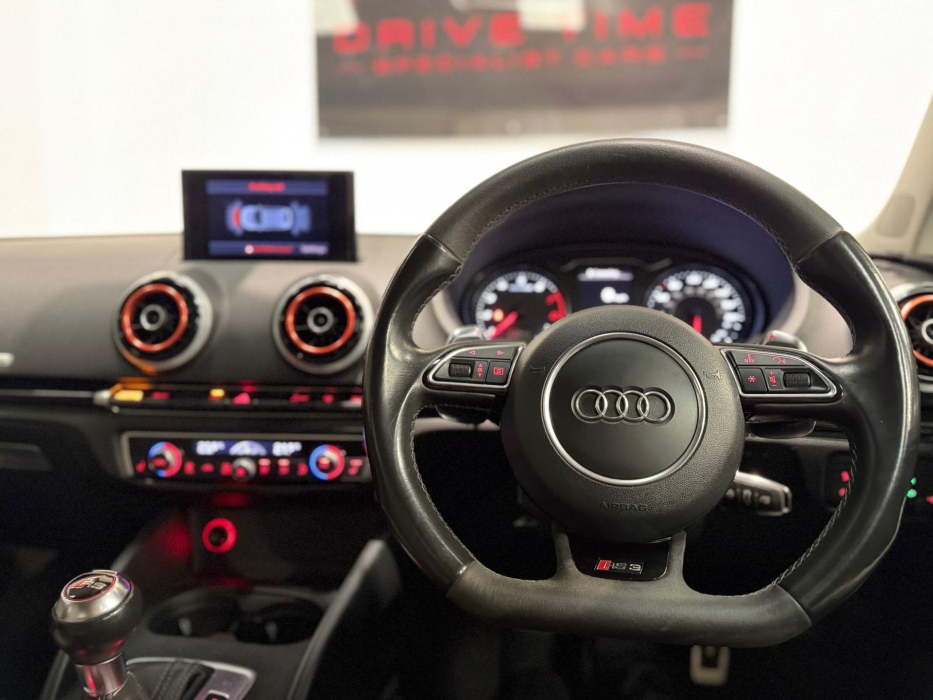 **(ONLY 45K MILEAGE)** 2015 AUDI RS3 2.5 TFSI SPORTBACK S TRONIC QUATTRO >>--NO VAT ON HAMMER--<< - Image 16 of 28