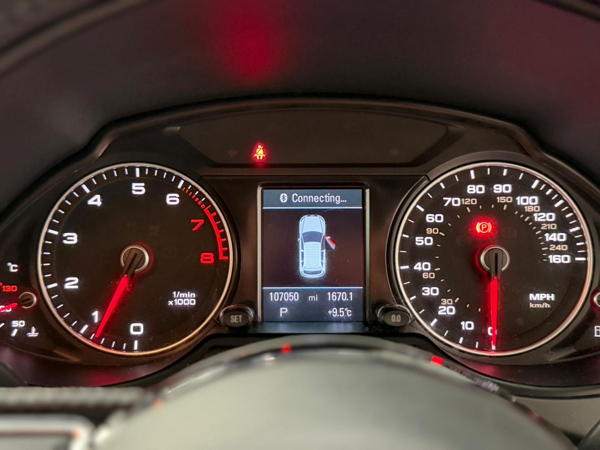 **(ONLY 107K MILEAGE)** 2013 AUDI Q5 2.0 TFSI S LINE PLUS TIPTRONIC >>--NO VAT ON HAMMER--<< - Image 28 of 39