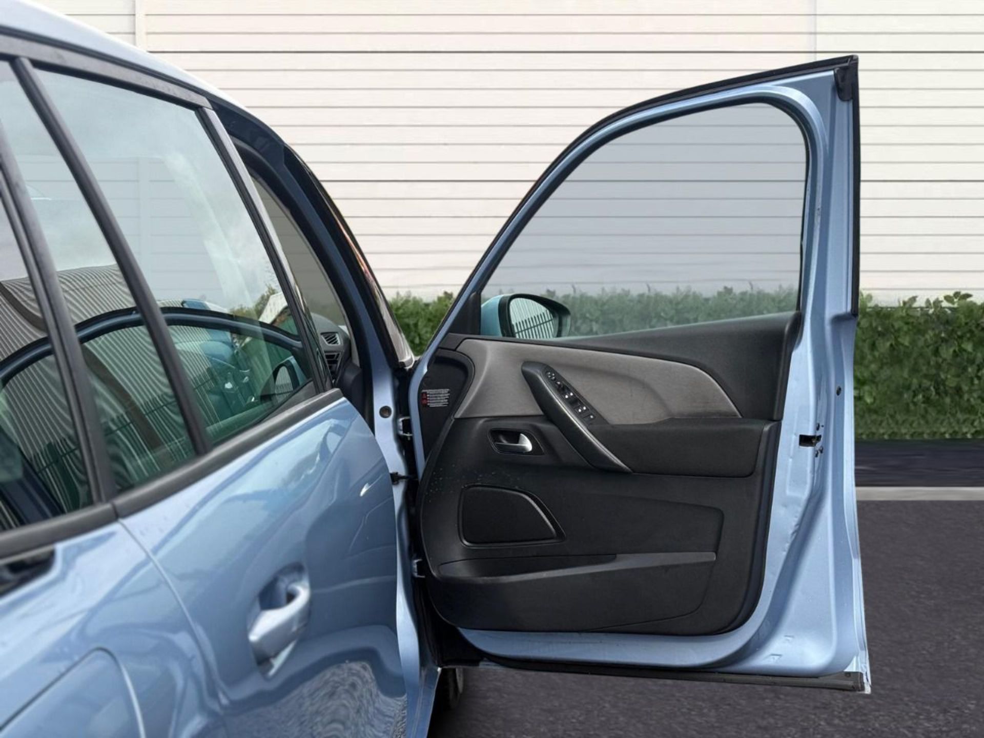 2015 CITROEN GRAND C4 PICASSO 1.6 E-HDI VTR >>--NO VAT ON HAMMER--<< - Image 23 of 32