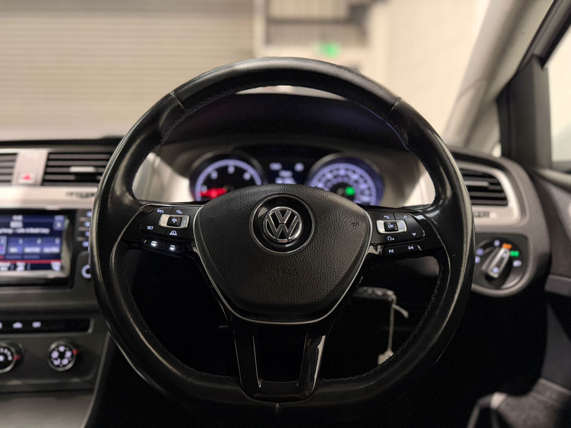 2014 VOLKSWAGEN GOLF MATCH TDI BMT S-A 1.6 DIESEL HATCHBACK >>--NO VAT ON HAMMER--<< - Image 20 of 29