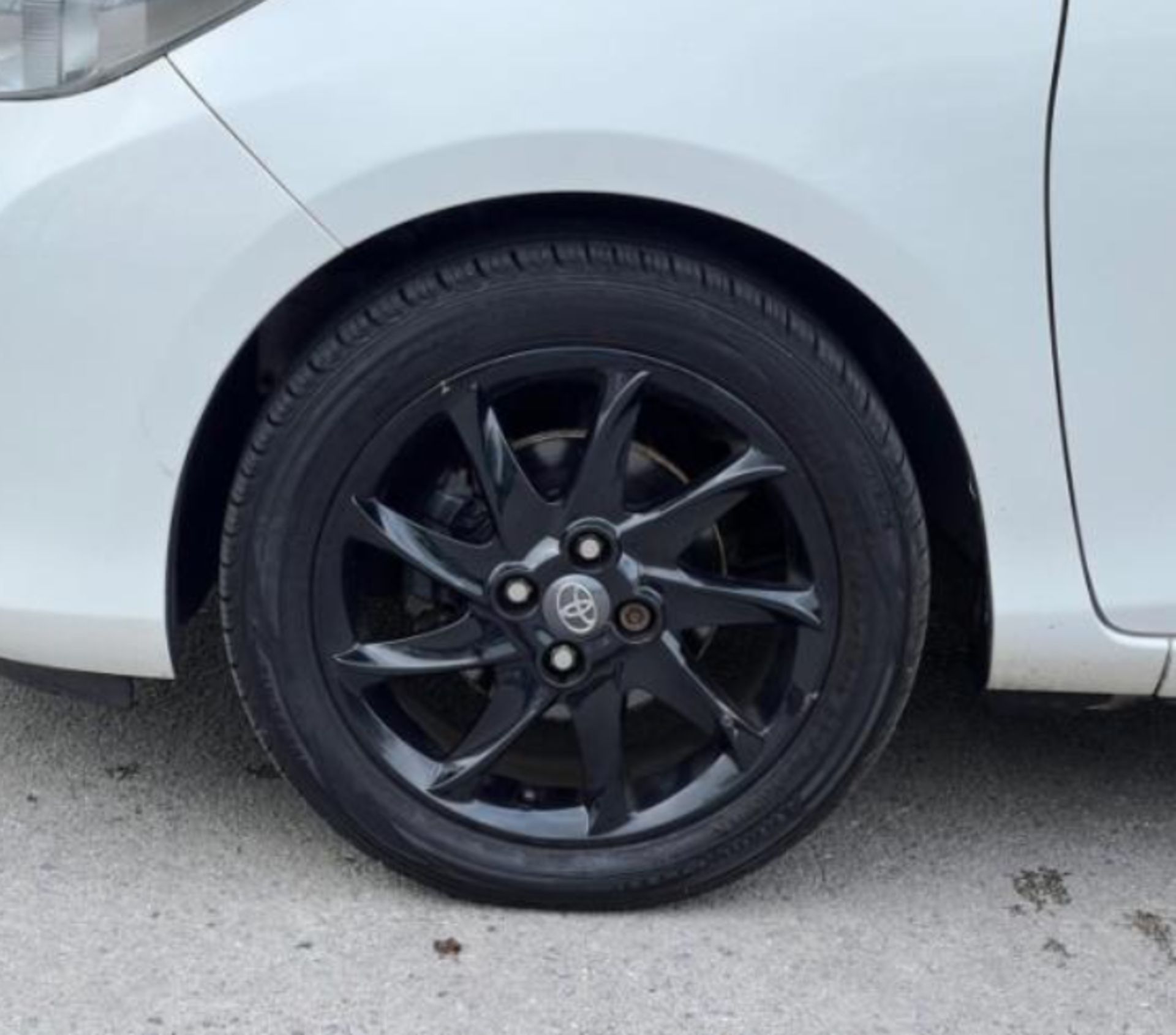 **(ONLY 63K MILEAGE)** 2012 TOYOTA YARIS 1.33 DUAL VVT-I TREND MANUAL >>--NO VAT ON HAMMER--<< - Image 15 of 30