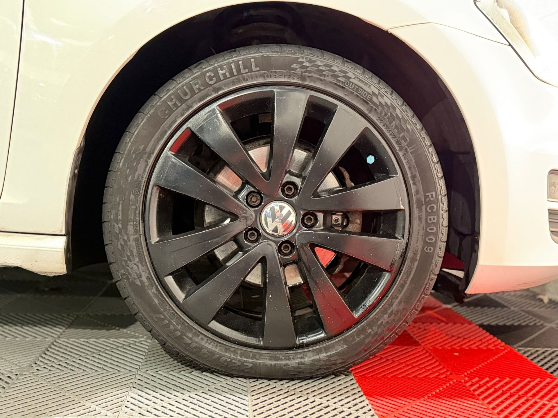 2014 VOLKSWAGEN GOLF MATCH TDI BMT S-A 1.6 DIESEL HATCHBACK >>--NO VAT ON HAMMER--<< - Image 13 of 29