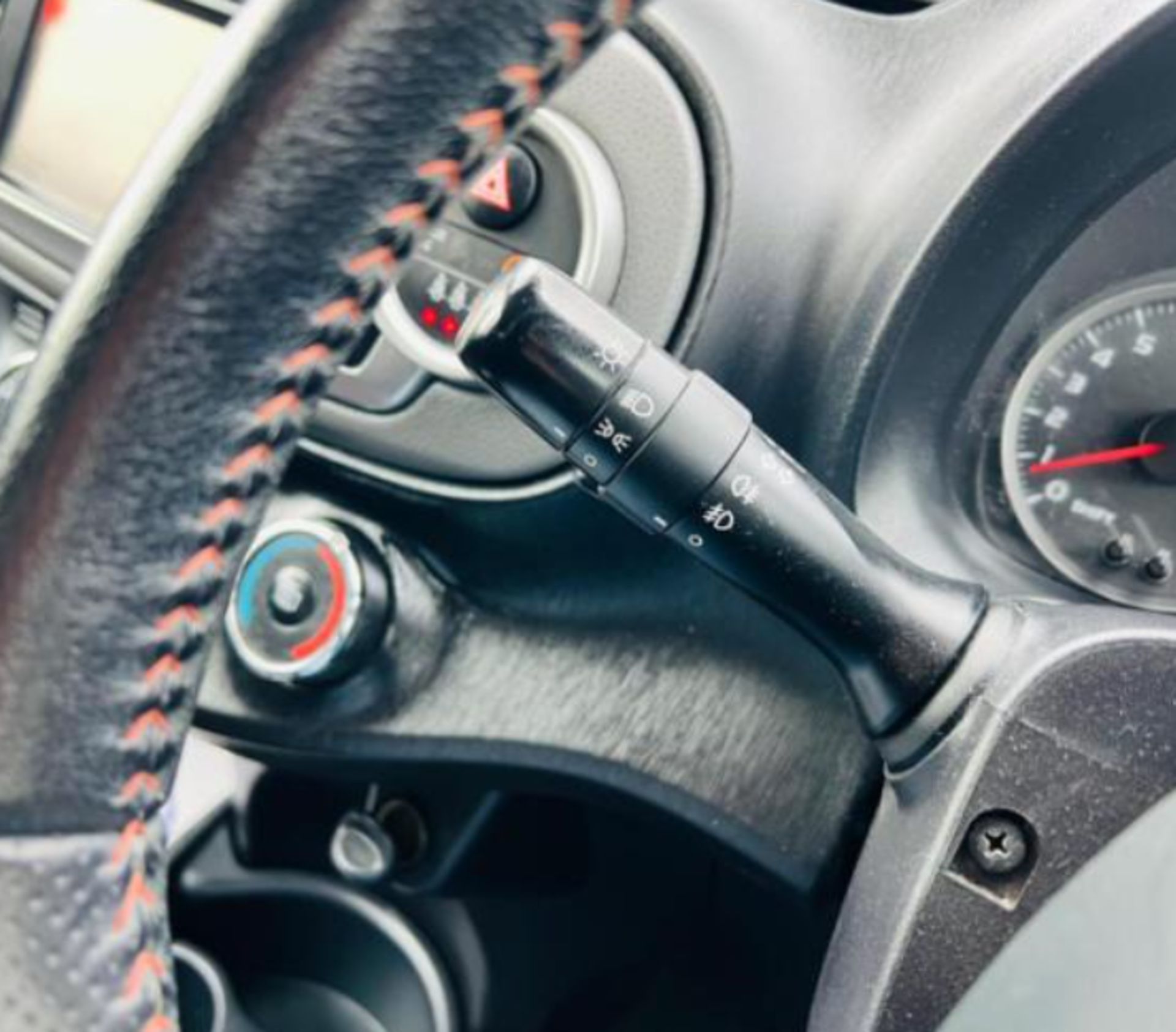 **(ONLY 63K MILEAGE)** 2012 TOYOTA YARIS 1.33 DUAL VVT-I TREND MANUAL >>--NO VAT ON HAMMER--<< - Image 27 of 30