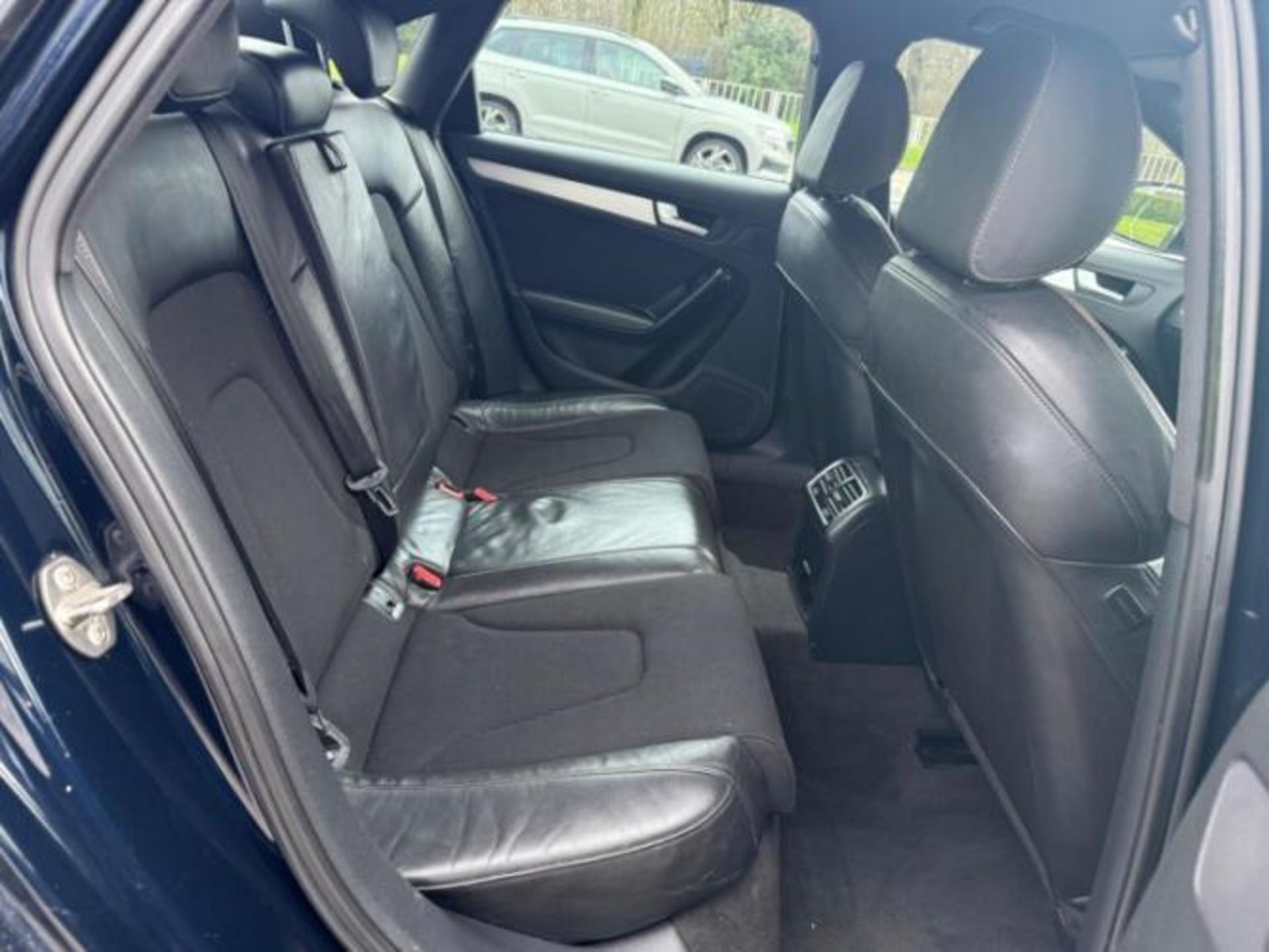 2008 AUDI A4 S LINE TDI 1968CC MANUAL SALOON IN BLUE - HEAVY OIL >>--NO VAT ON HAMMER--<< - Image 17 of 23