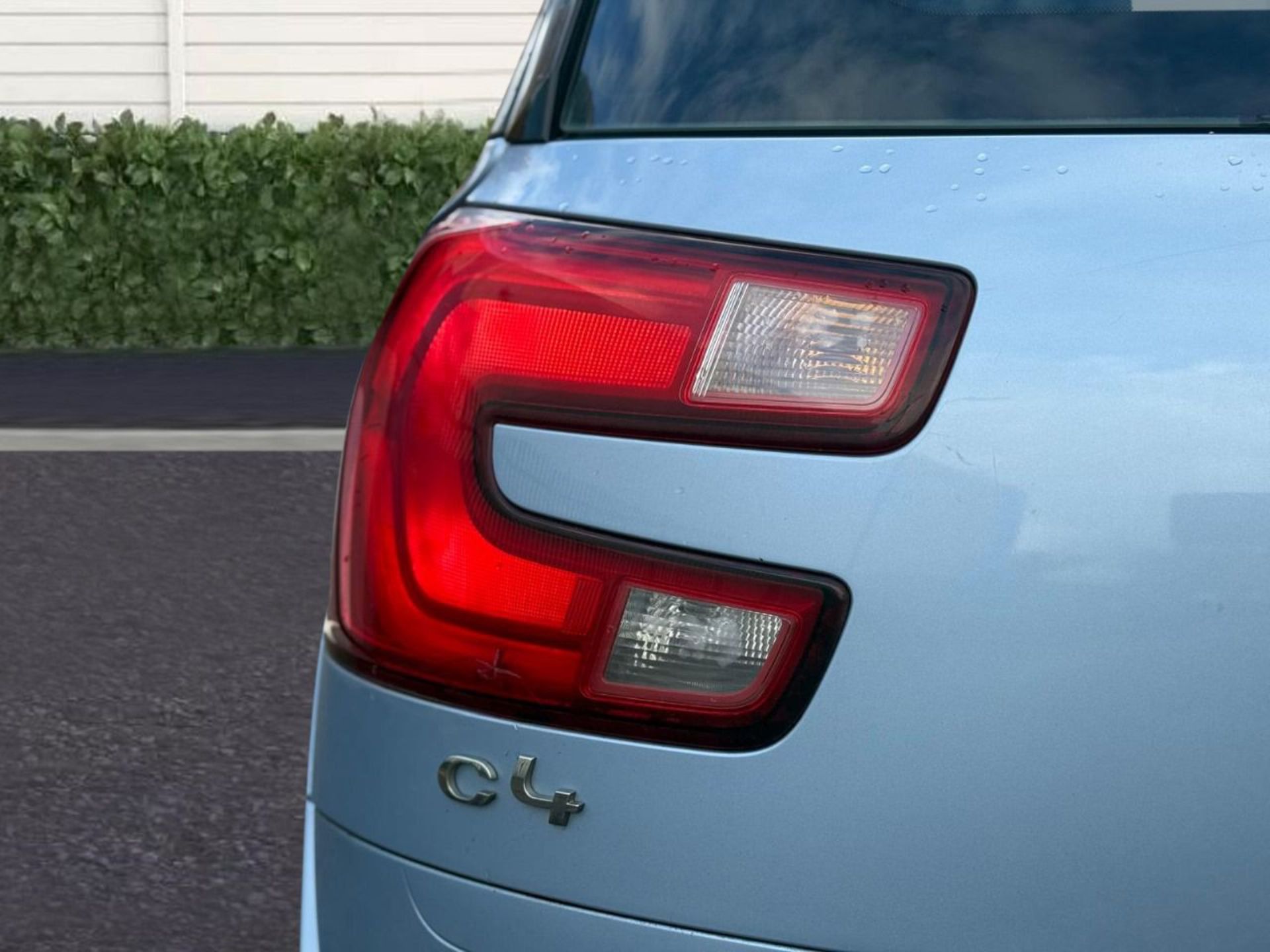 2015 CITROEN GRAND C4 PICASSO 1.6 E-HDI VTR >>--NO VAT ON HAMMER--<< - Image 18 of 32