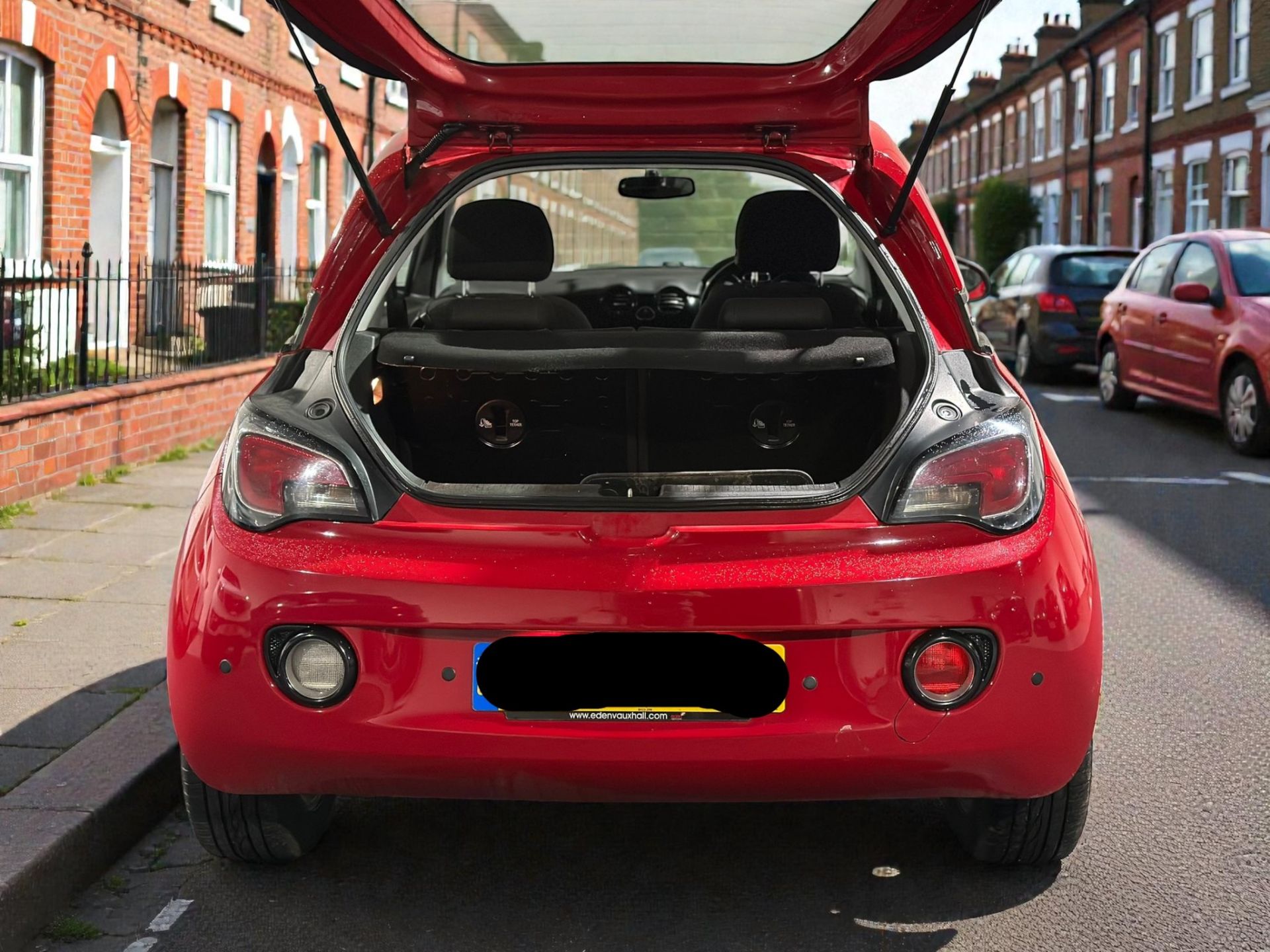 **(ONLY 117K MILEAGE)** 2015 VAUXHALL ADAM JAM 1.2L PETROL MANUAL RED >>--NO VAT ON HAMMER--<< - Image 9 of 11