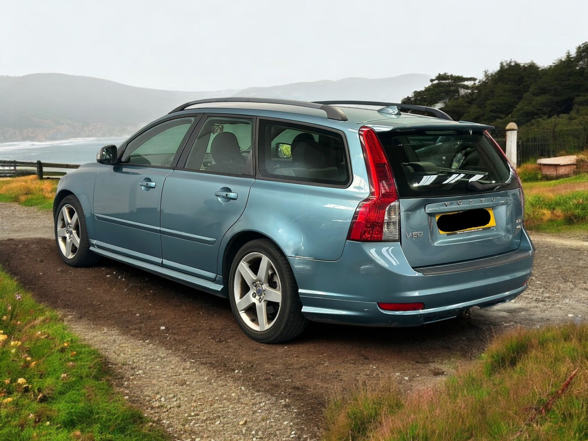 2009 VOLVO V50 R-DESIGN D DRIVE >>--NO VAT ON HAMMER--<< - Image 8 of 23