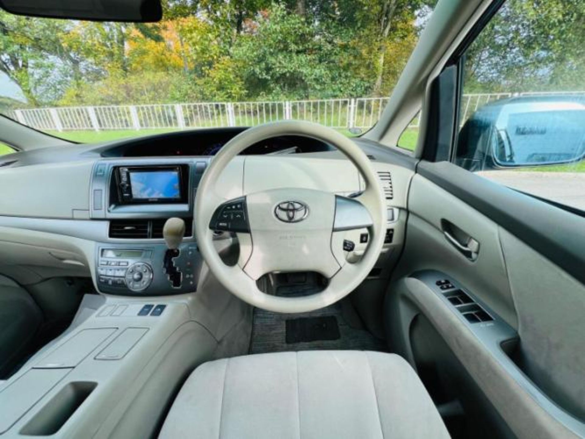 2009 TOYOTA ESTIMA 2.4 PETROL HYBRID AUTOMATIC 4WD 8-SEATER MPV >>--NO VAT ON HAMMER--<< - Image 34 of 44