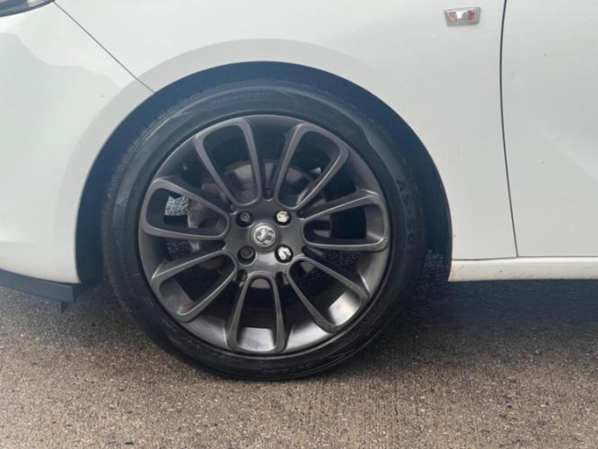 VAUXHALL ADAM 1.2 16V GLAM 3DR – 2013 – PETROL MANUAL >>--NO VAT ON HAMMER--<< - Image 17 of 30