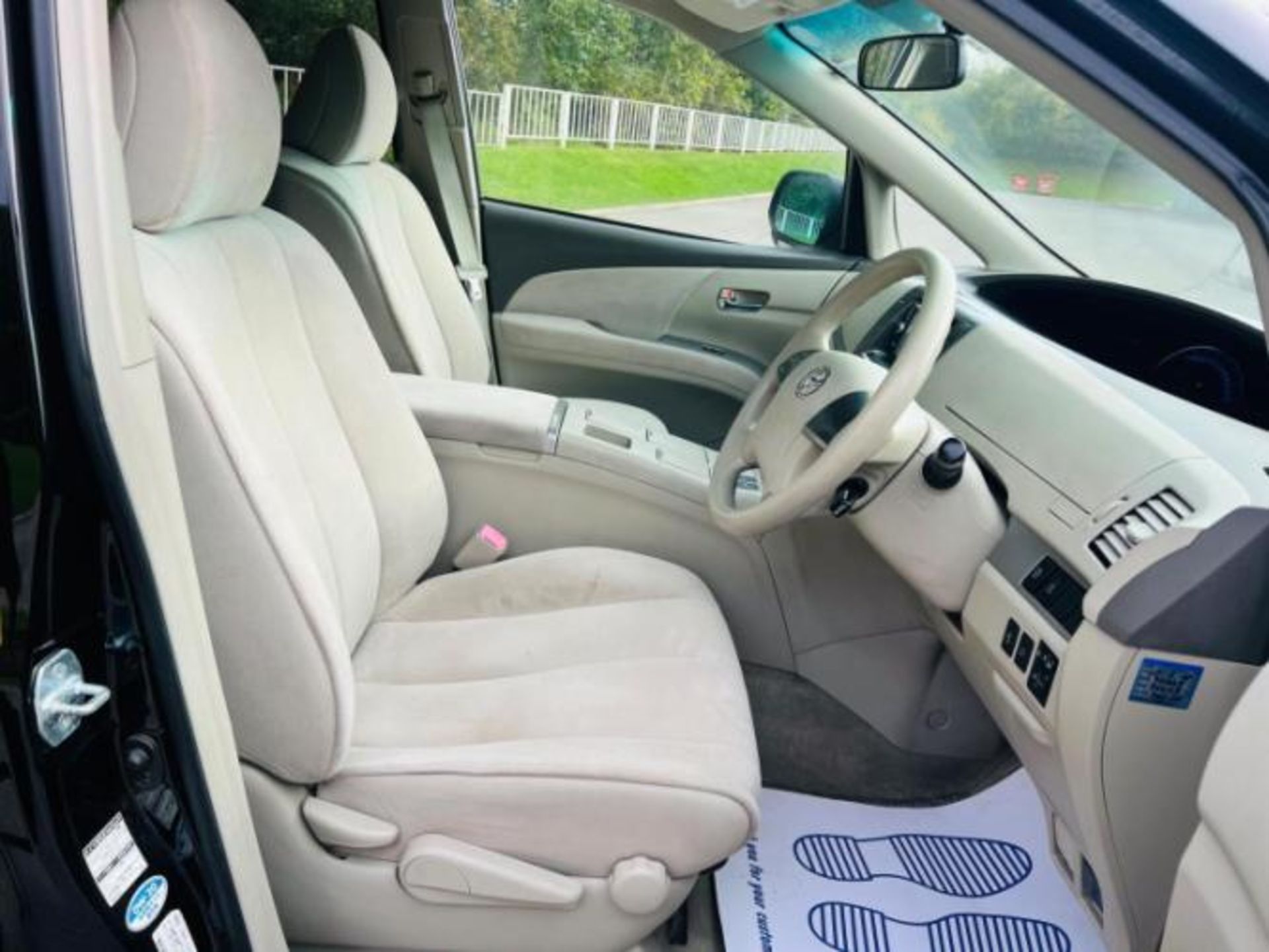 2009 TOYOTA ESTIMA 2.4 PETROL HYBRID AUTOMATIC 4WD 8-SEATER MPV >>--NO VAT ON HAMMER--<< - Image 21 of 44