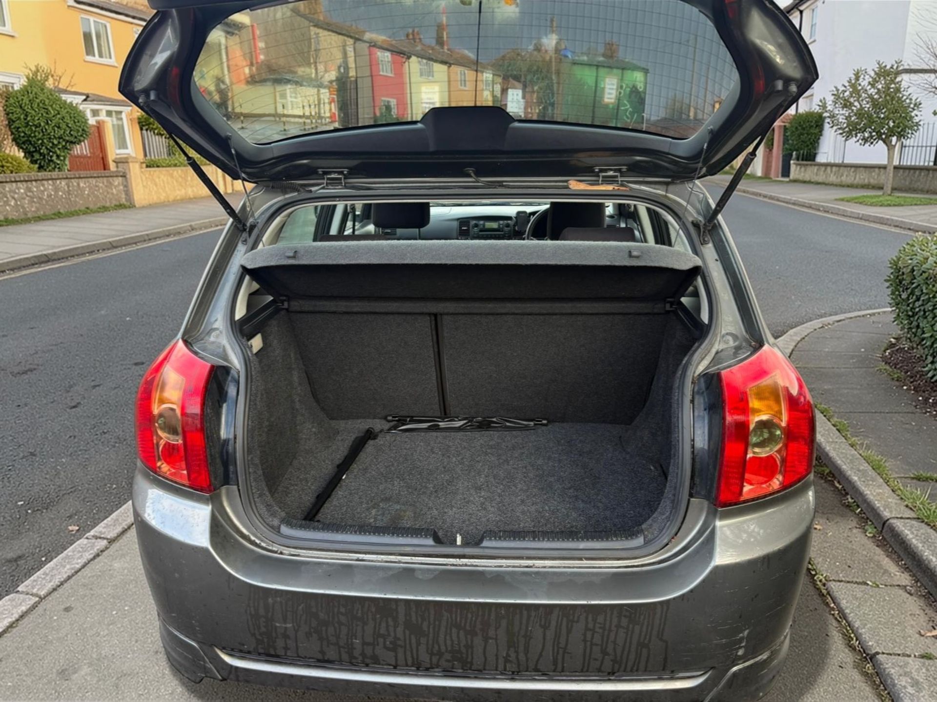 **(ONLY 100K MILEAGE)** 2005 TOYOTA COROLLA COLOUR COL-N VVTI 1.6L PETROL >--NO VAT ON HAMMER--<< - Image 8 of 13