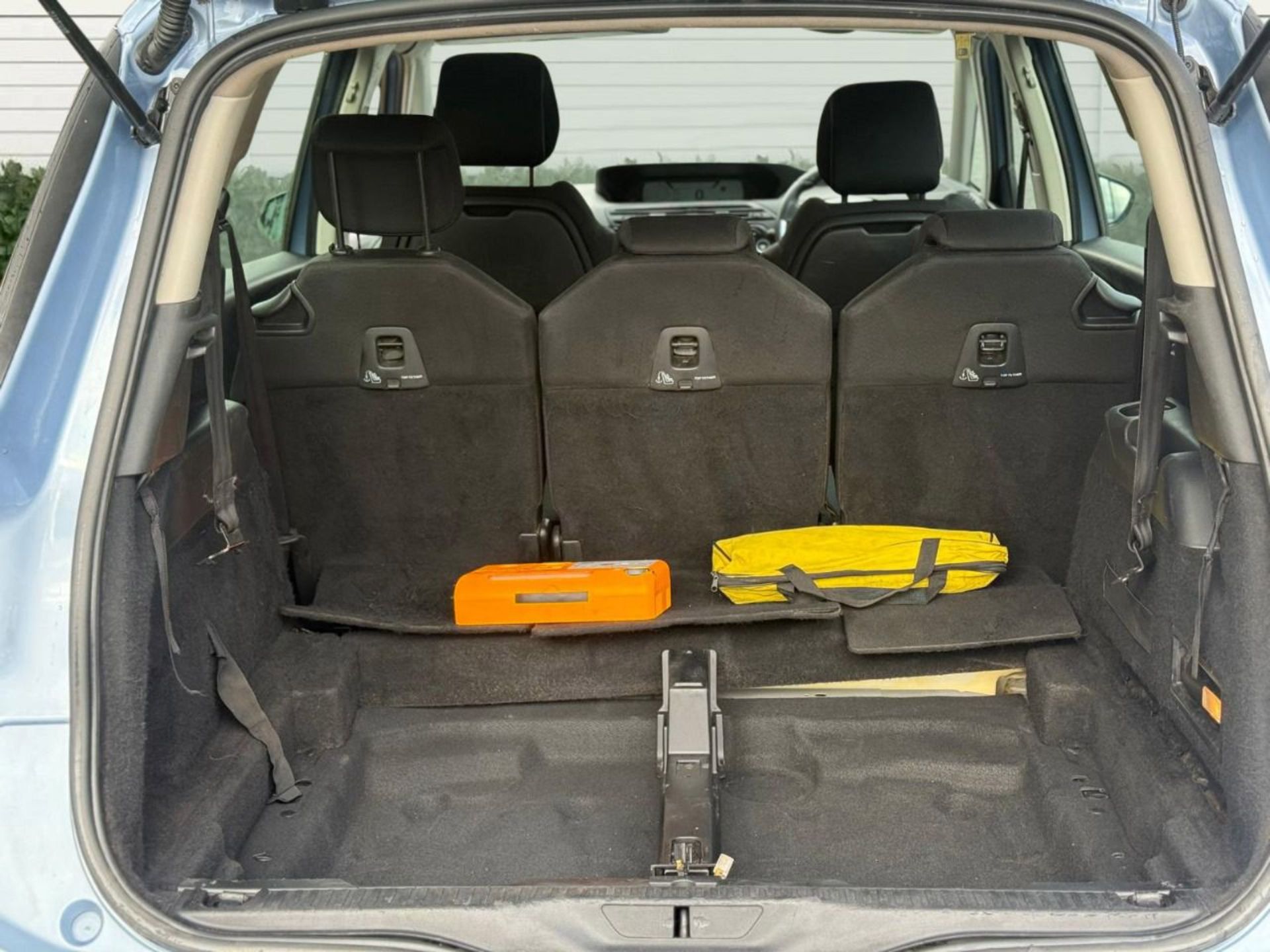 2015 CITROEN GRAND C4 PICASSO 1.6 E-HDI VTR >>--NO VAT ON HAMMER--<< - Image 30 of 32