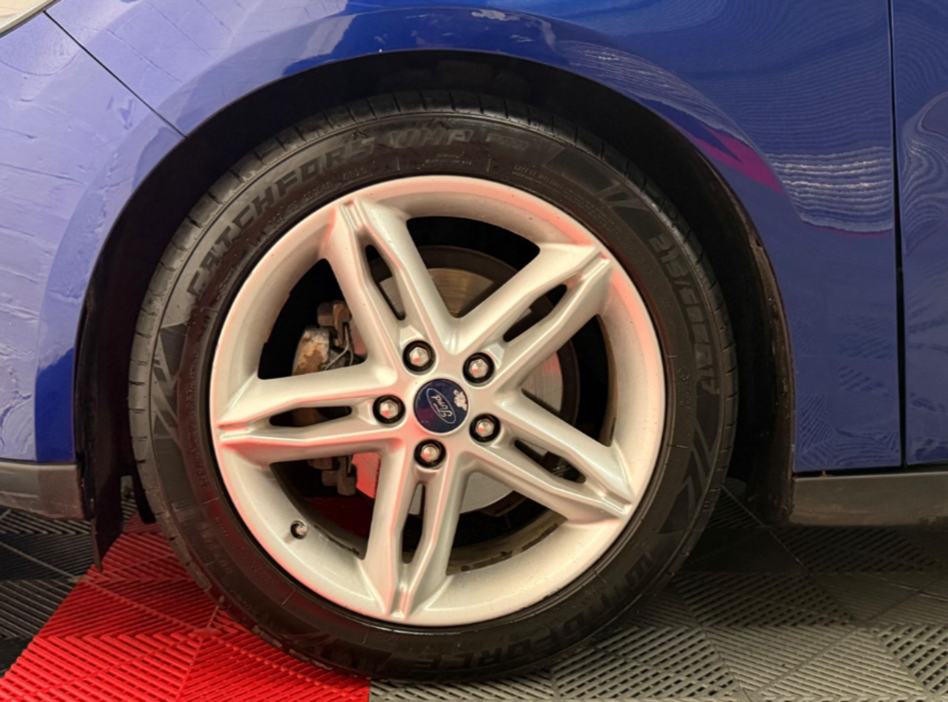 **(ONLY 90K MILEAGE)** 2015 FORD FOCUS 1.5 TDCI TITANIUM EURO 6 HATCHBACK >>--NO VAT ON HAMMER--<< - Image 25 of 31