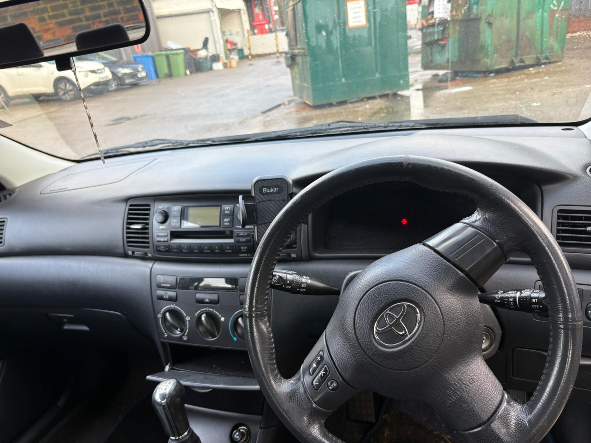 **(ONLY 100K MILEAGE)** 2005 TOYOTA COROLLA COLOUR COL-N VVTI 1.6L PETROL >--NO VAT ON HAMMER--<< - Image 12 of 13