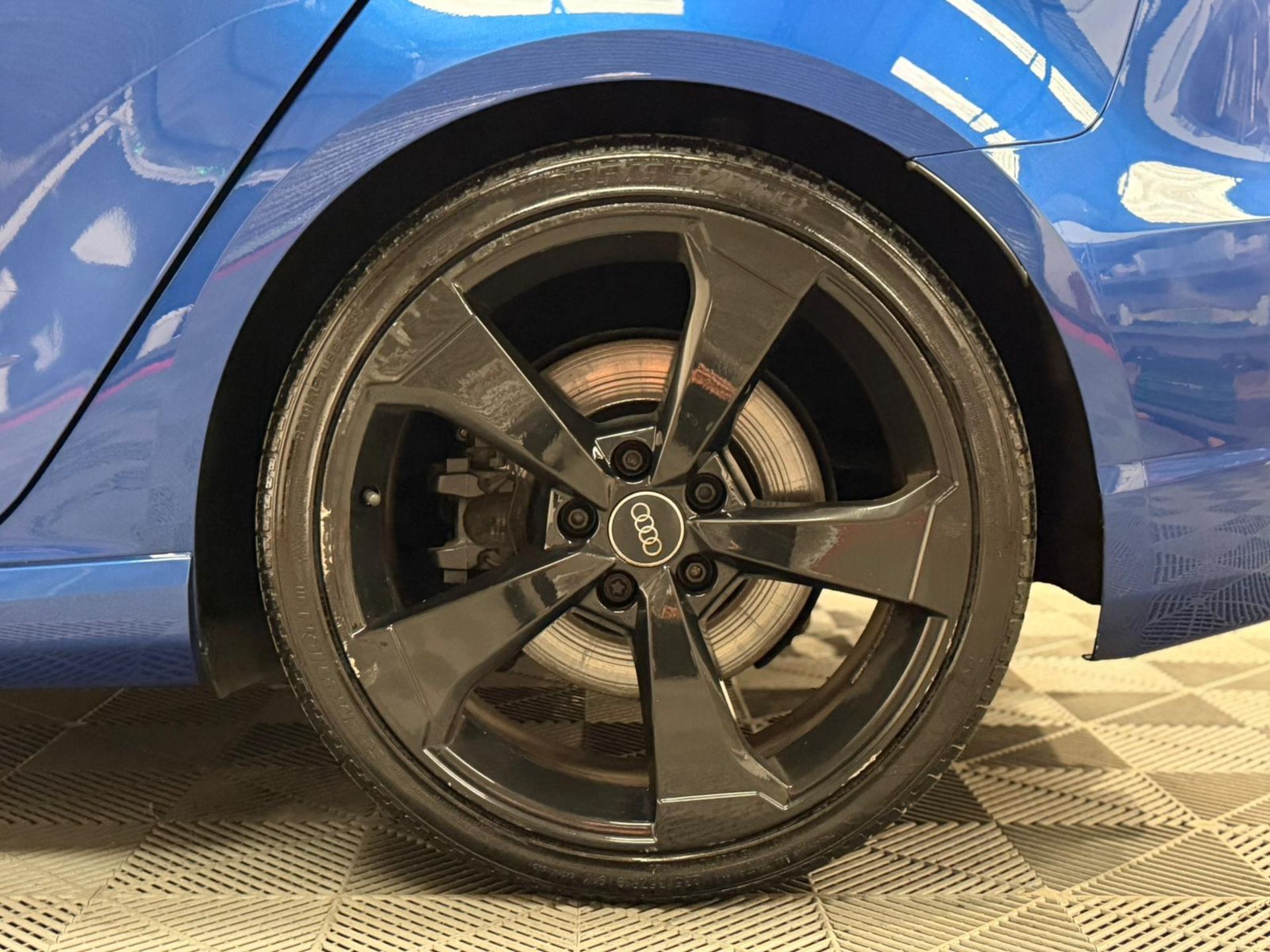 **(ONLY 45K MILEAGE)** 2015 AUDI RS3 2.5 TFSI SPORTBACK S TRONIC QUATTRO >>--NO VAT ON HAMMER--<< - Image 27 of 28