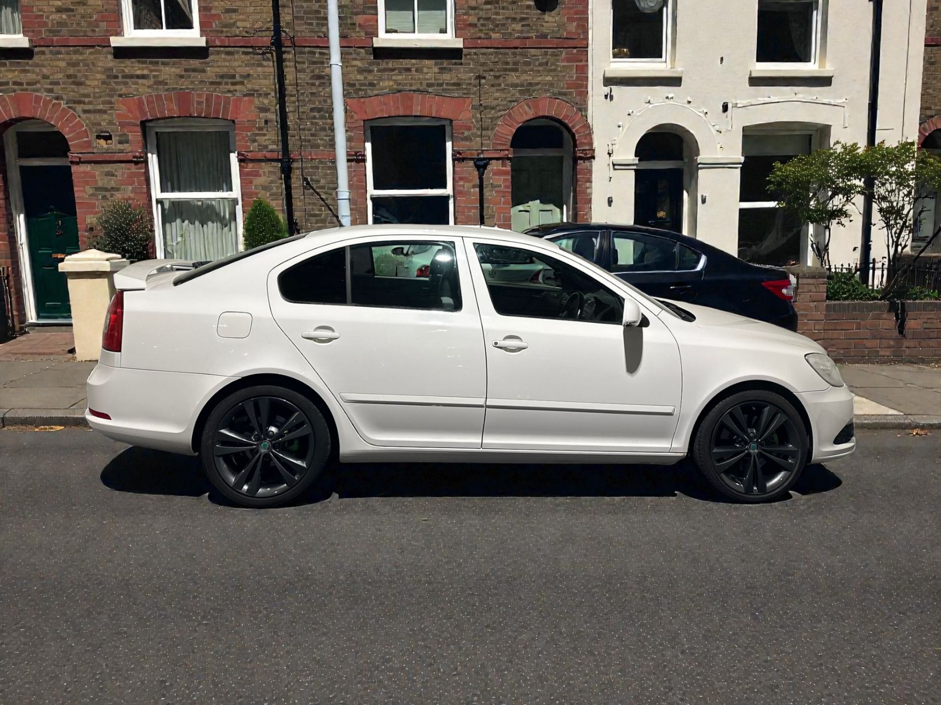 2012 SKODA OCTAVIA VRS TDI CR 2.0 MANUAL HATCHBACK >>--NO VAT ON HAMMER--<< - Image 8 of 43