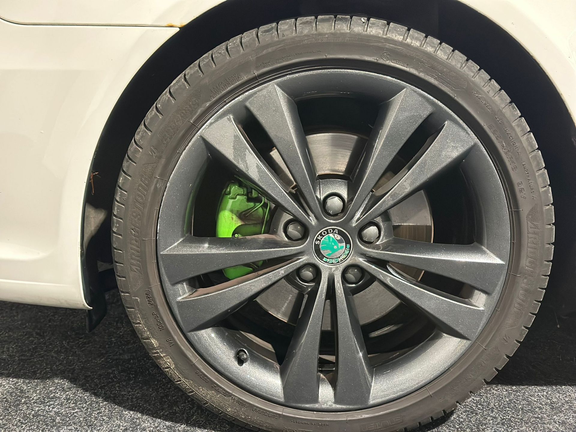 2012 SKODA OCTAVIA VRS TDI CR 2.0 MANUAL HATCHBACK >>--NO VAT ON HAMMER--<< - Image 29 of 43