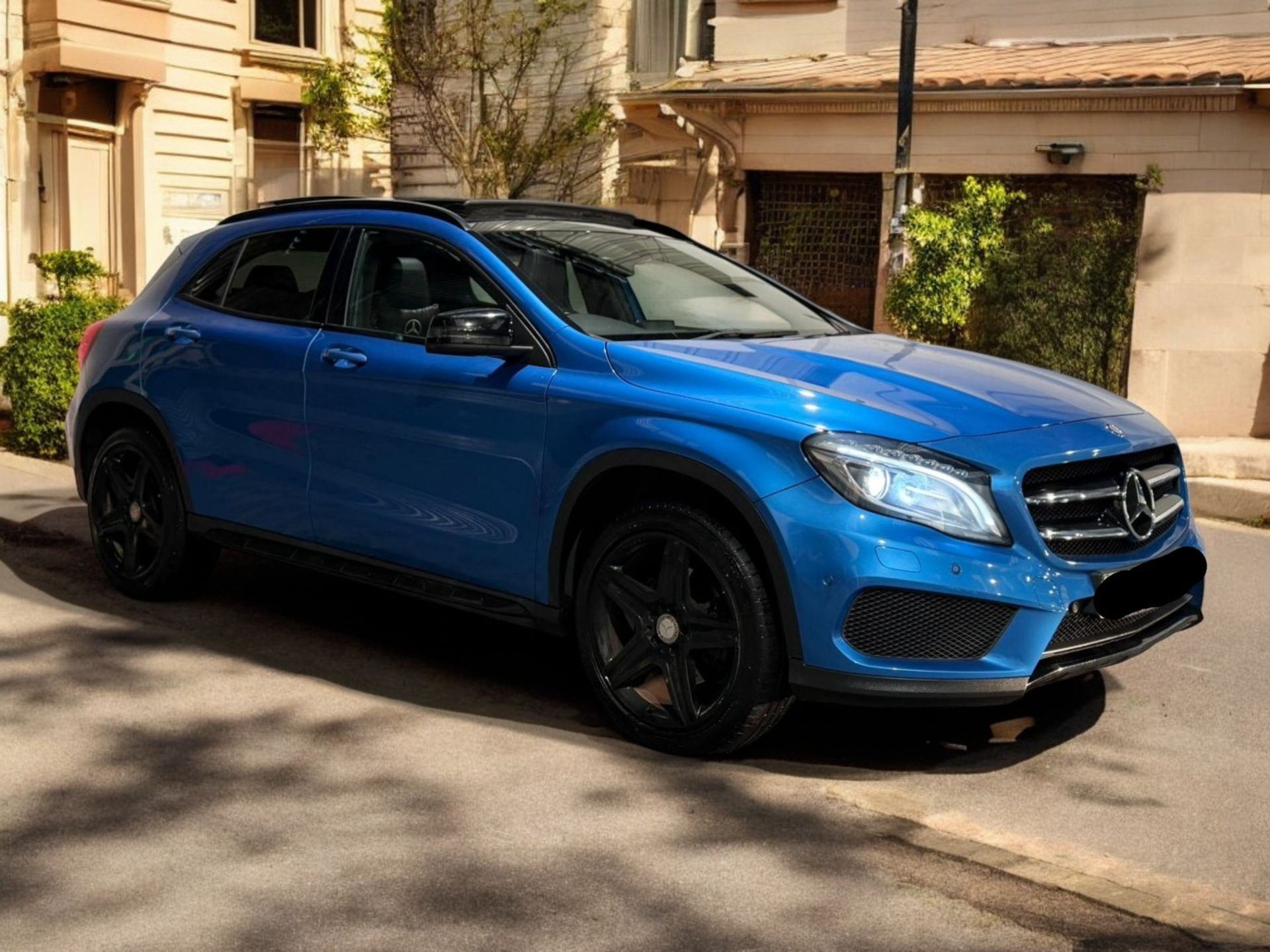 **(ONLY 62K MILEAGE)** 2015 MERCEDES-BENZ GLA 220D AMG LINE (PREMIUM PLUS) >>--NO VAT ON HAMMER--<< - Image 4 of 46