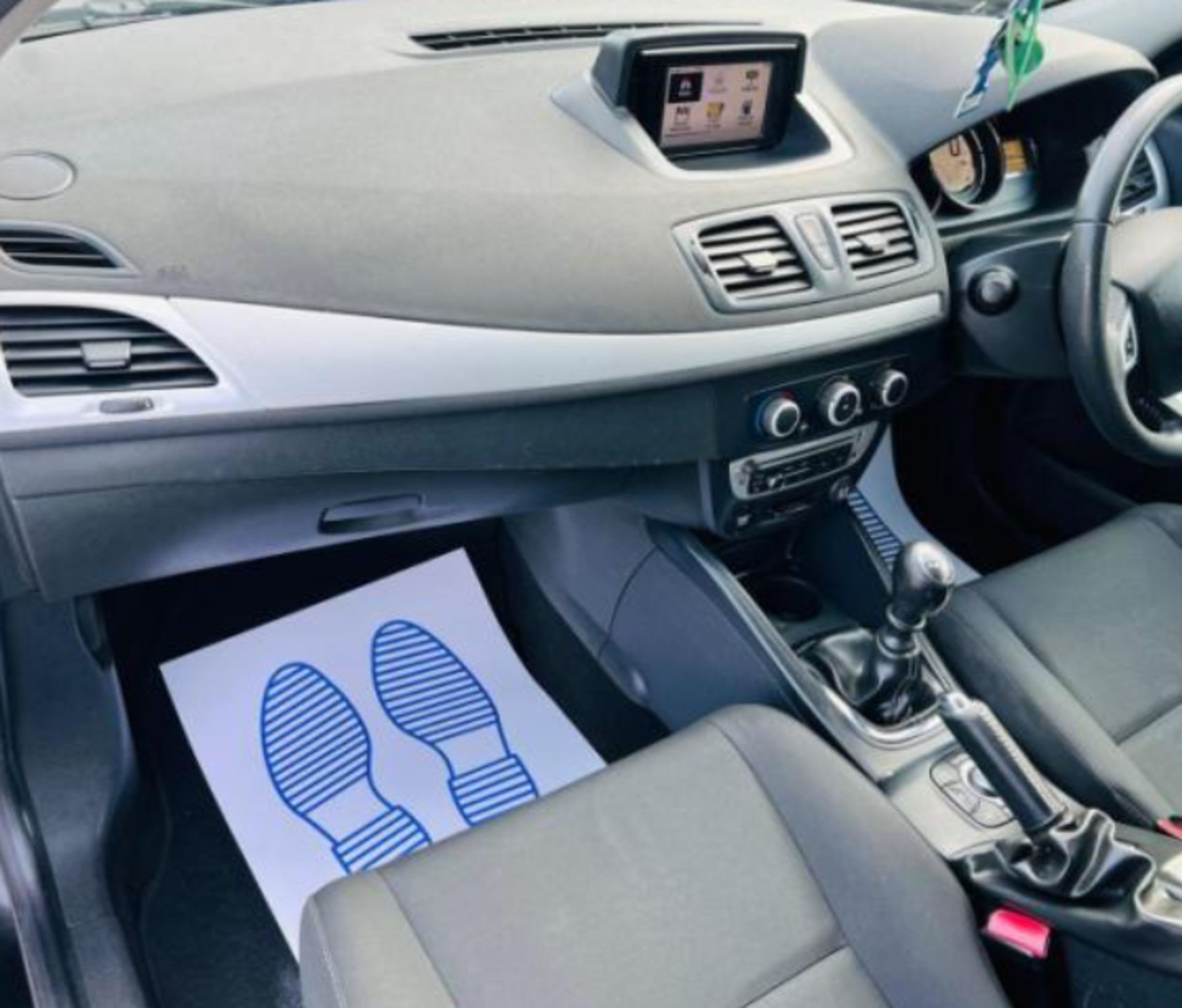 **(ONLY 72K MILEAGE)** 2012 RENAULT MEGANE DYNAMIQUE TOMTOM VVT 1.6 PETROL >>--NO VAT ON HAMMER--<< - Image 19 of 27