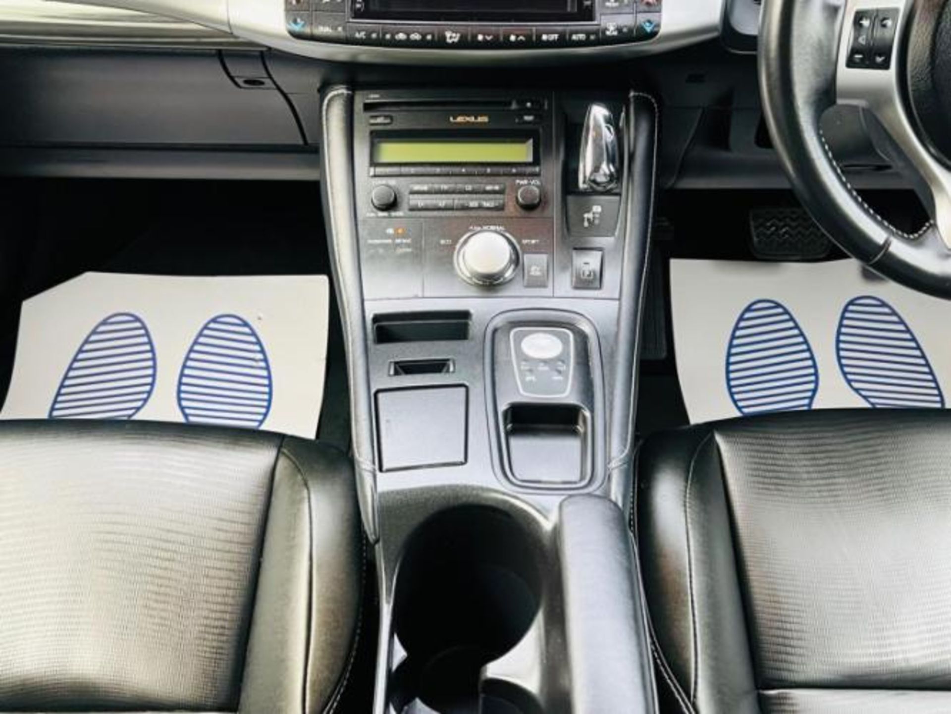 **(ONLY 124K MILEAGE)** 2013 LEXUS CT 200H ADVANCE CVT 1.8 HYBRID HATCHBACK >--NO VAT ON HAMMER--<< - Image 28 of 31