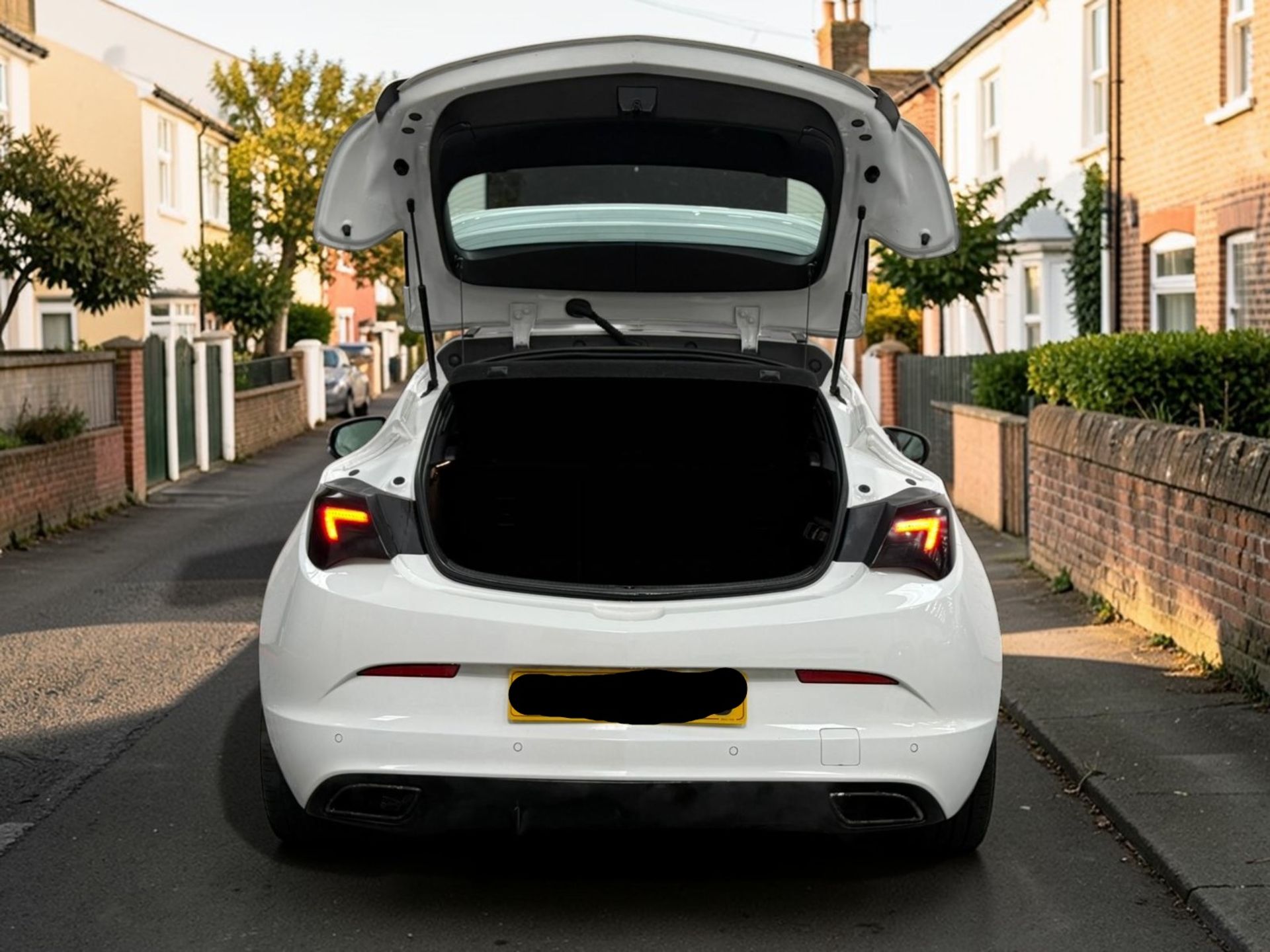 **(ONLY 97K MILEAGE)** 2014 VAUXHALL ASTRA VXR 2.0T PETROL MANUAL >>--NO VAT ON HAMMER--<< - Image 4 of 21