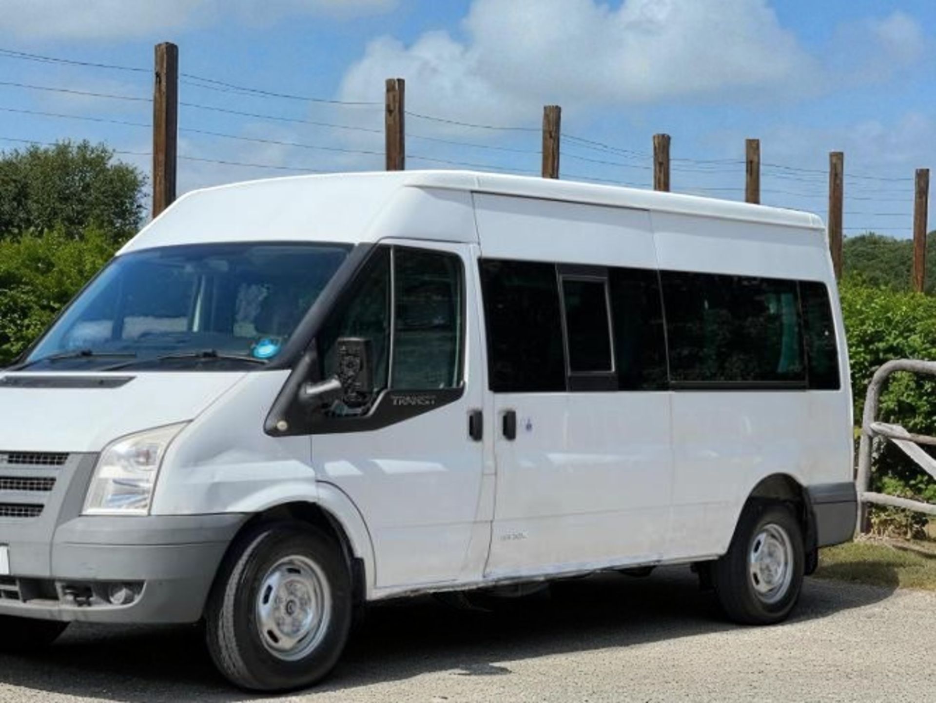2011 FORD TRANSIT 2.4 TDCI 350 DURATORQ RWD L3 H2 MINIBUS >>--NO VAT ON HAMMER--<< - Image 4 of 46