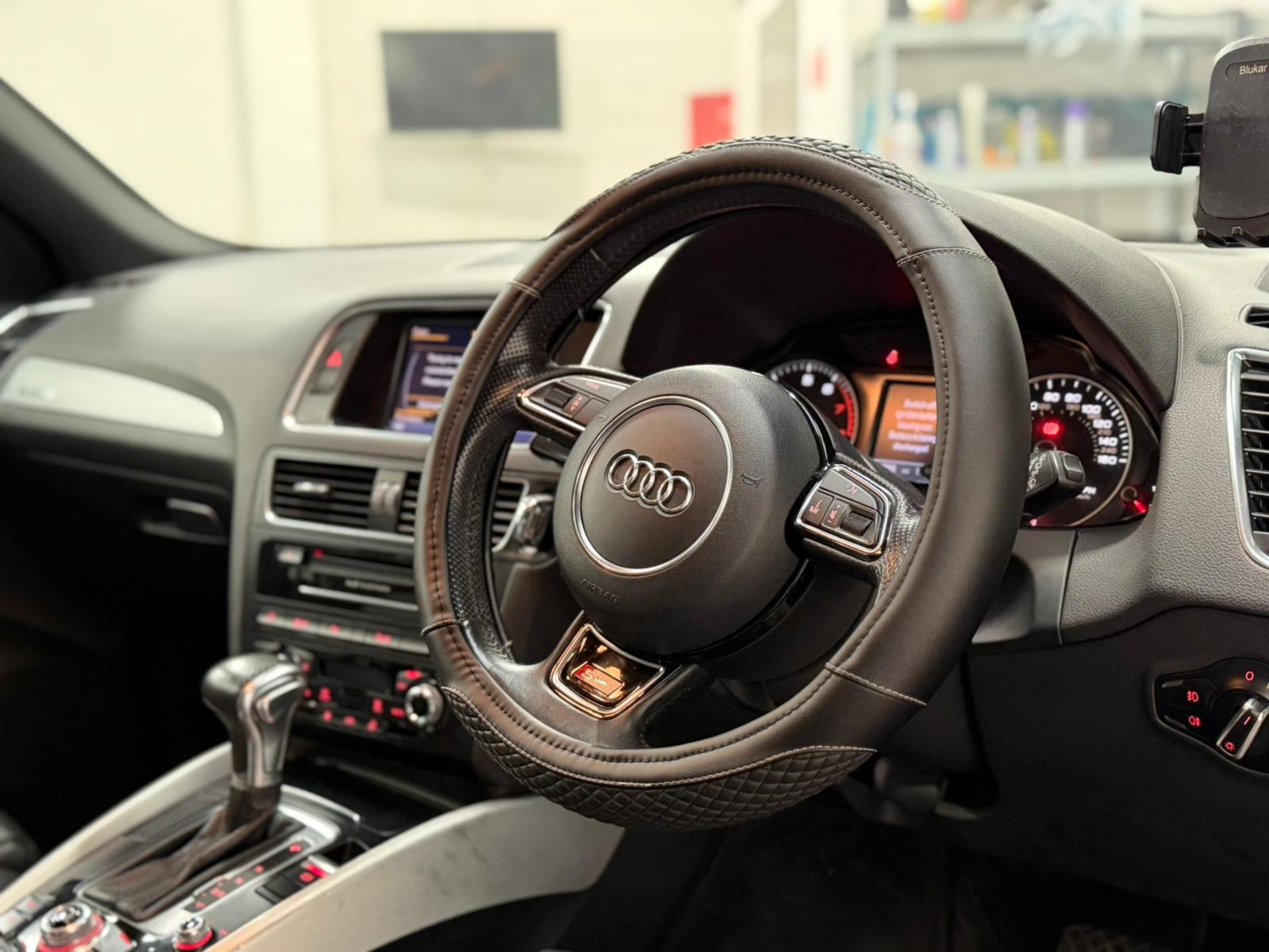 **(ONLY 107K MILEAGE)** 2013 AUDI Q5 2.0 TFSI S LINE PLUS TIPTRONIC >>--NO VAT ON HAMMER--<< - Image 32 of 39