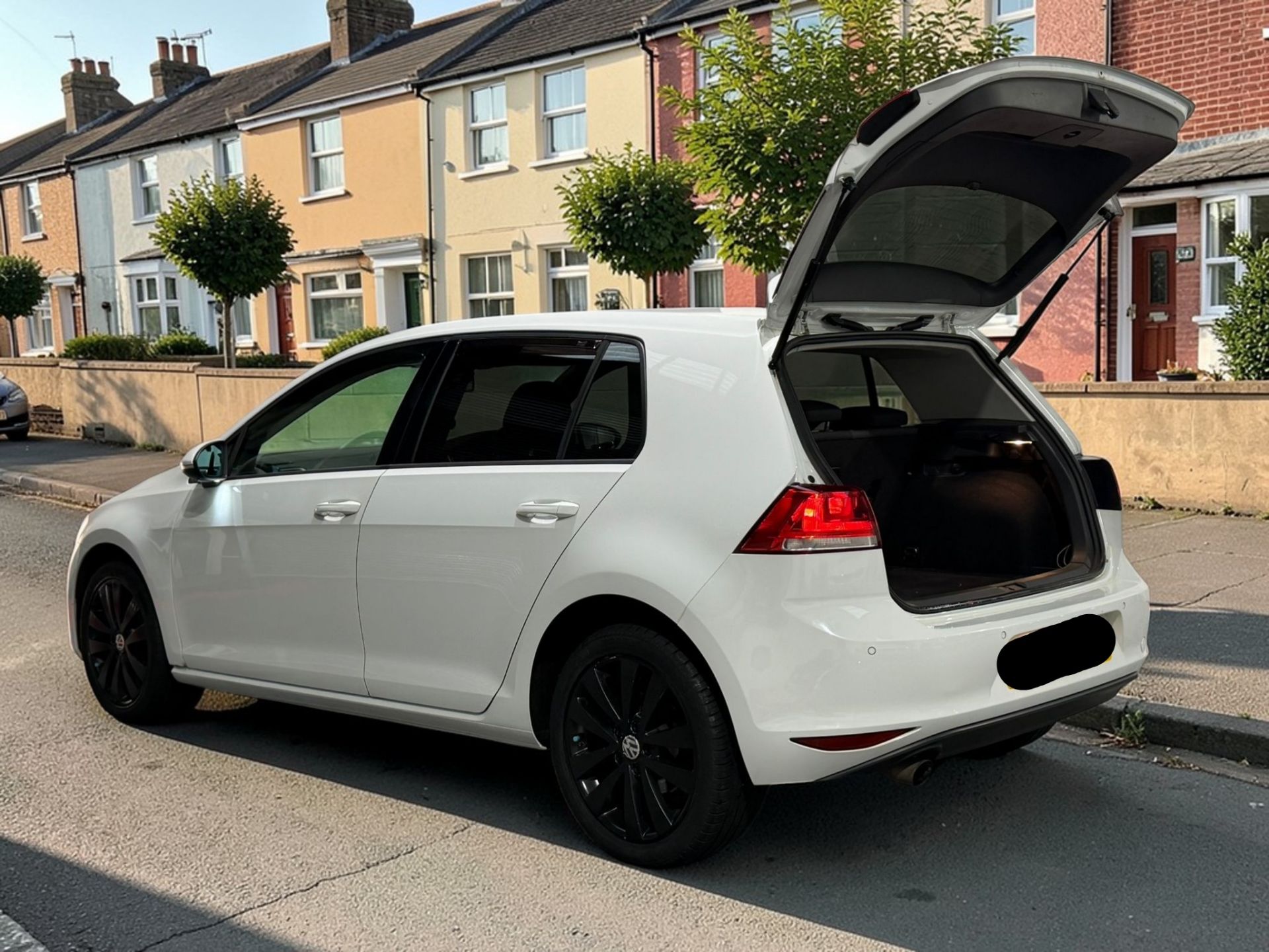 2014 VOLKSWAGEN GOLF MATCH TDI BMT S-A 1.6 DIESEL HATCHBACK >>--NO VAT ON HAMMER--<< - Image 6 of 29