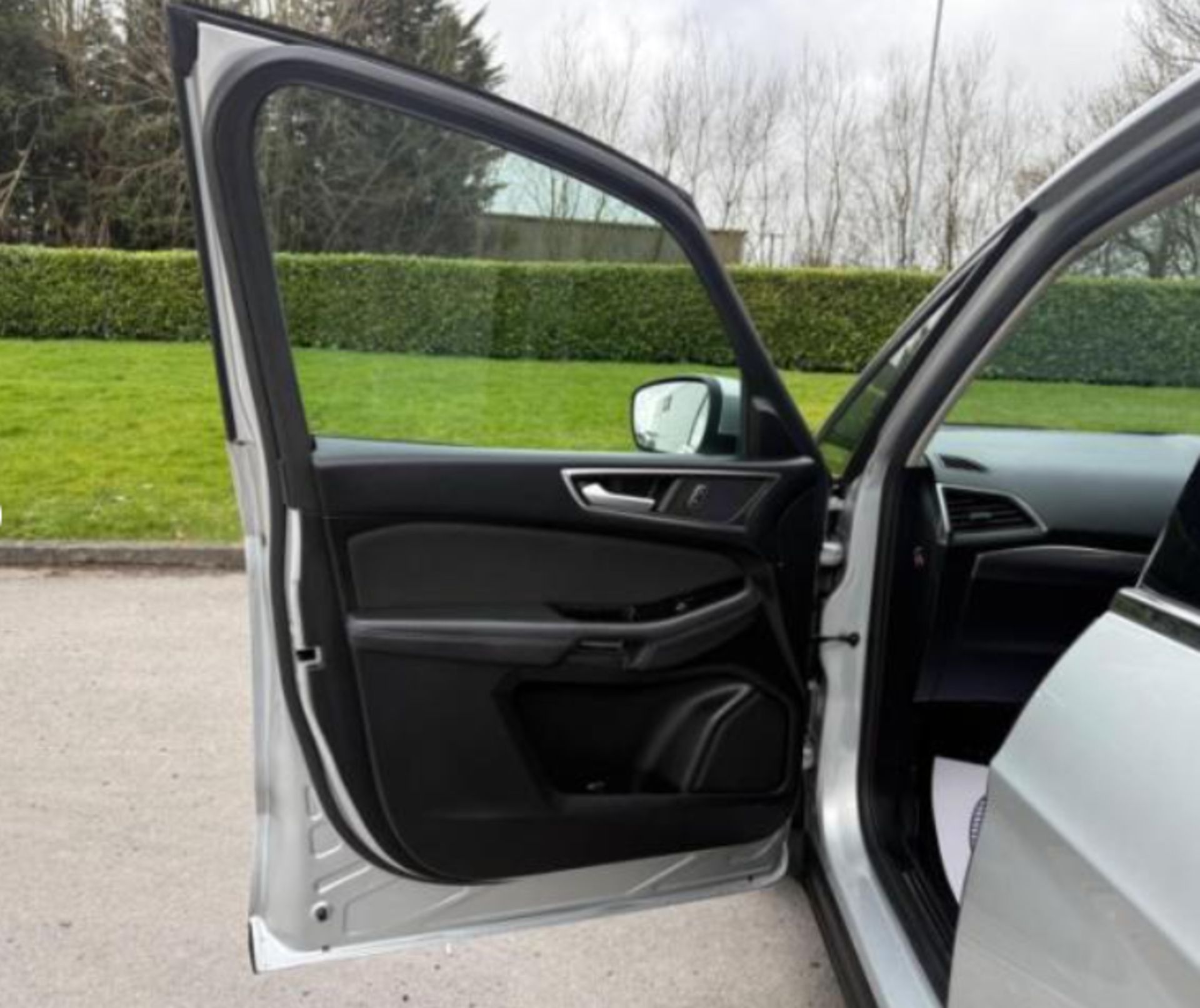 2019 FORD GALAXY TITANIUM ECOBLUE 2.0 DIESEL MANUAL MPV >>--NO VAT ON HAMMER--<< - Image 17 of 28