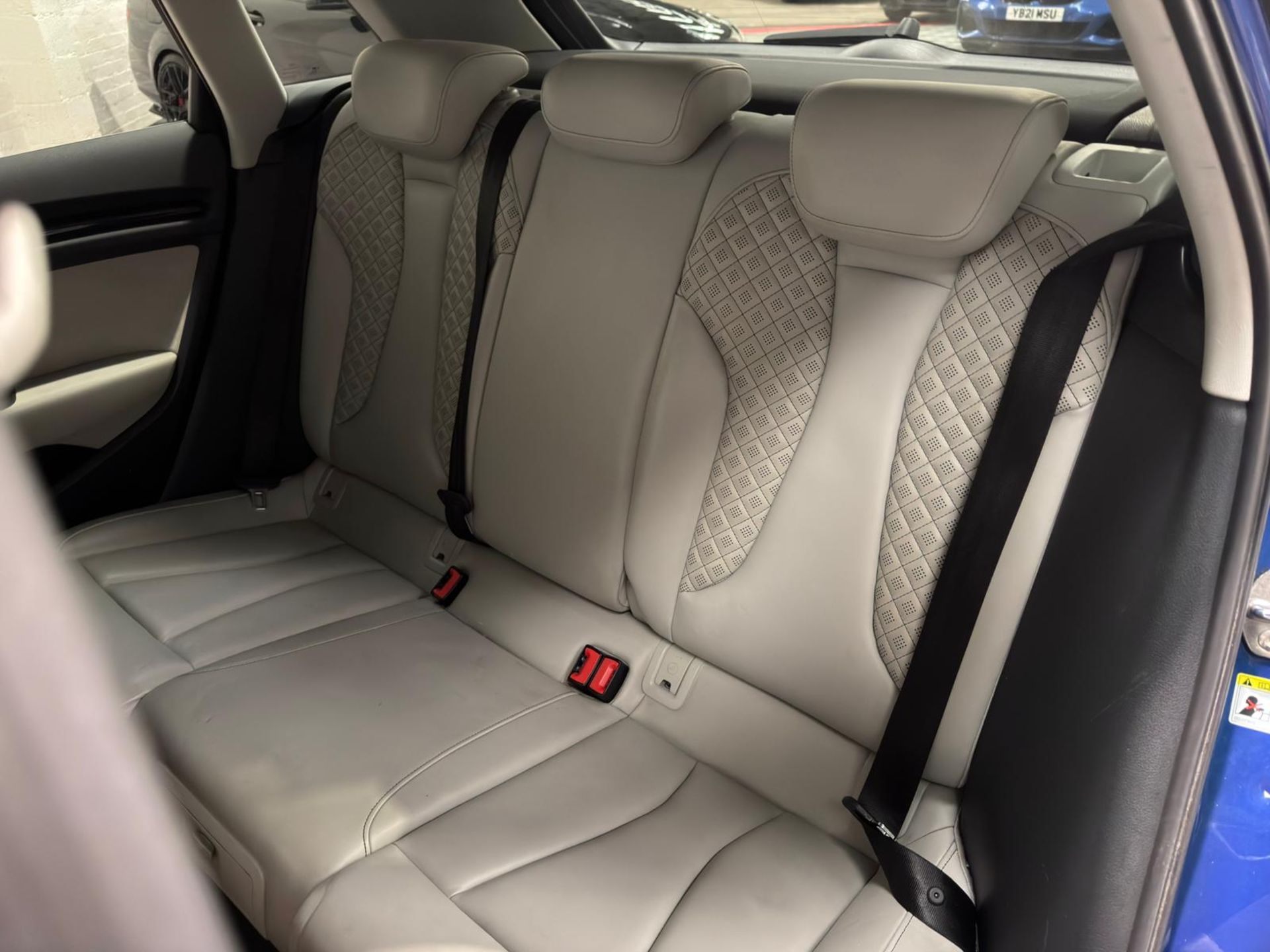 **(ONLY 45K MILEAGE)** 2015 AUDI RS3 2.5 TFSI SPORTBACK S TRONIC QUATTRO >>--NO VAT ON HAMMER--<< - Image 25 of 28