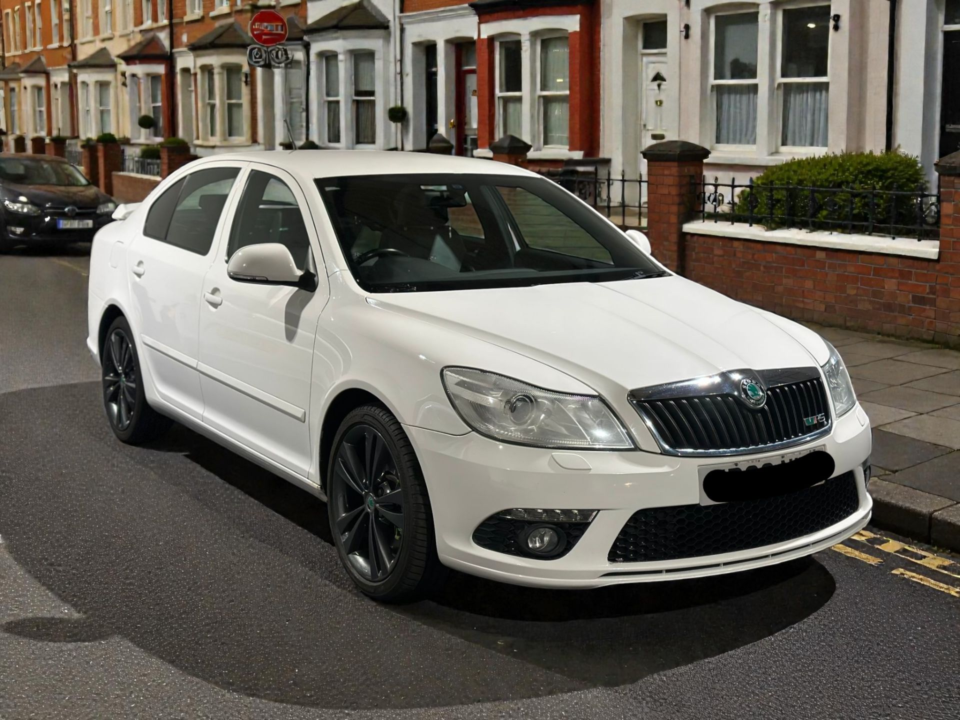2012 SKODA OCTAVIA VRS TDI CR 2.0 MANUAL HATCHBACK >>--NO VAT ON HAMMER--<< - Image 11 of 43