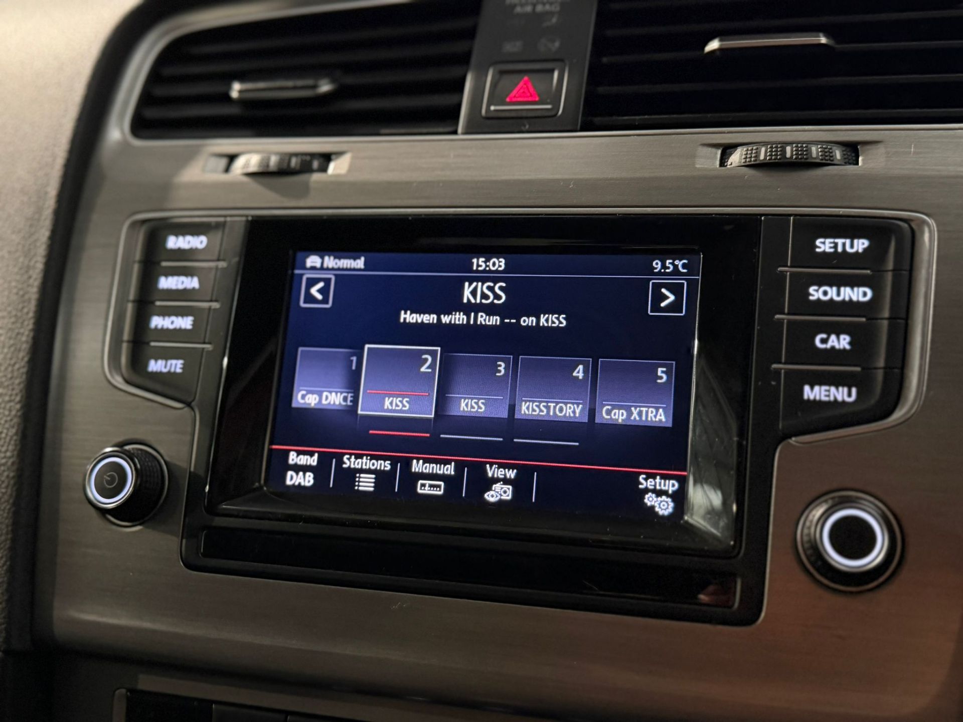 2014 VOLKSWAGEN GOLF MATCH TDI BMT S-A 1.6 DIESEL HATCHBACK >>--NO VAT ON HAMMER--<< - Image 27 of 29